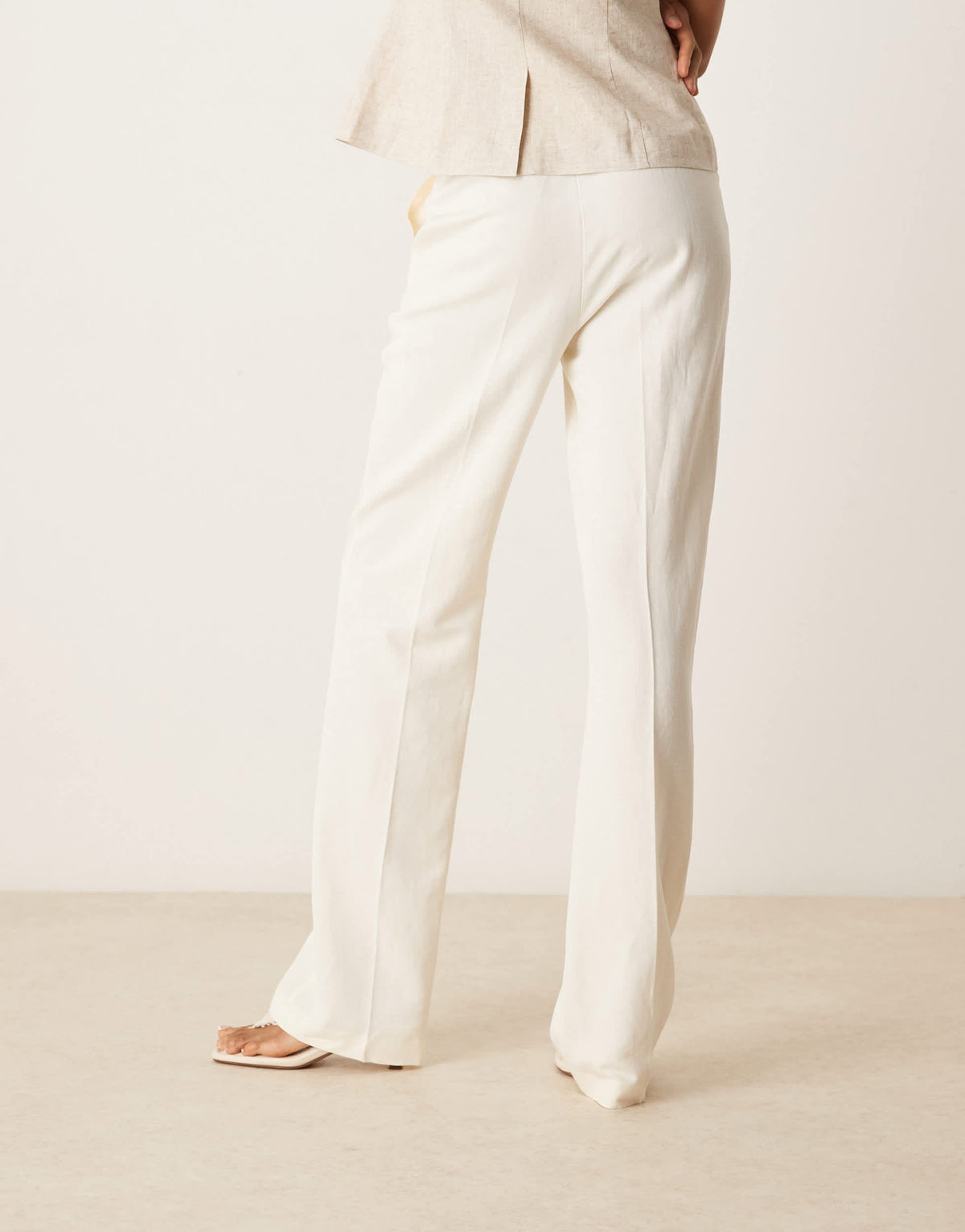 ASOS DESIGN Tall tailored slim straight linen  trousers in cream