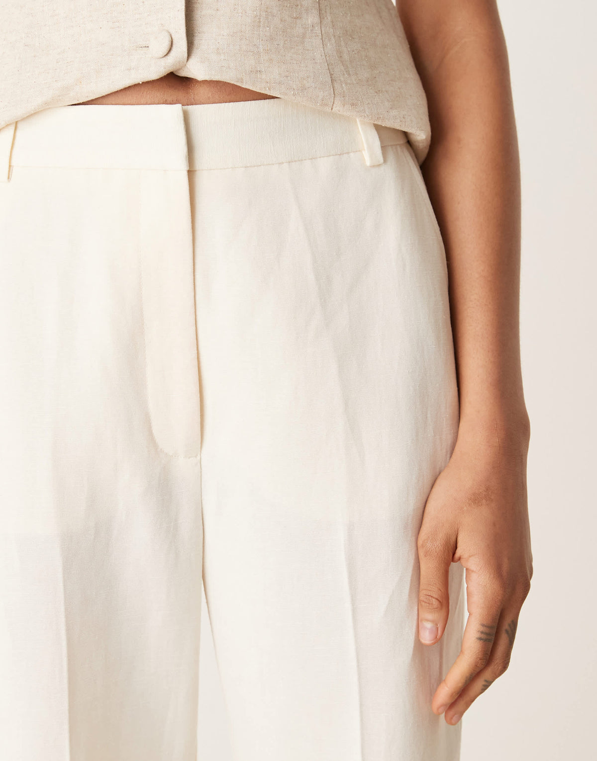 ASOS DESIGN Tall tailored slim straight linen  trousers in cream