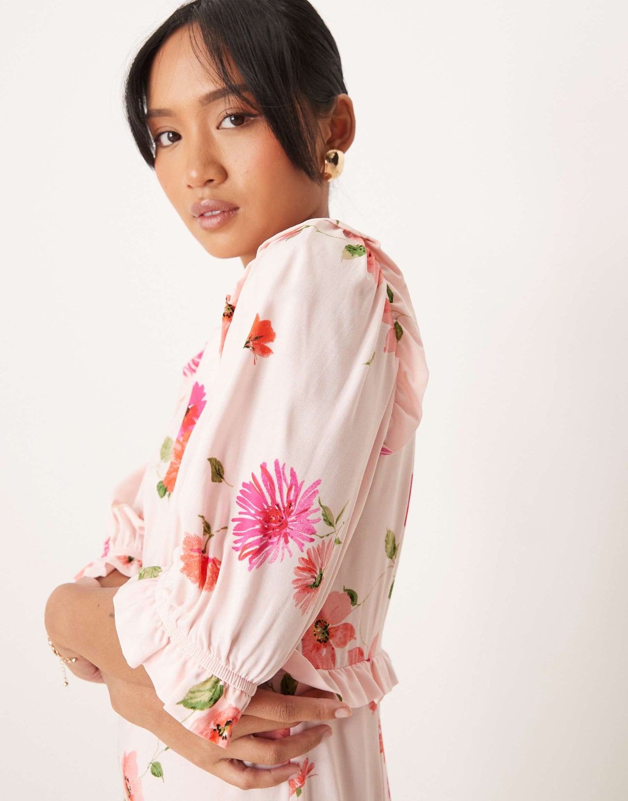 Nobody's Child Petite Felicia ruffle detail midi dress in pink floral