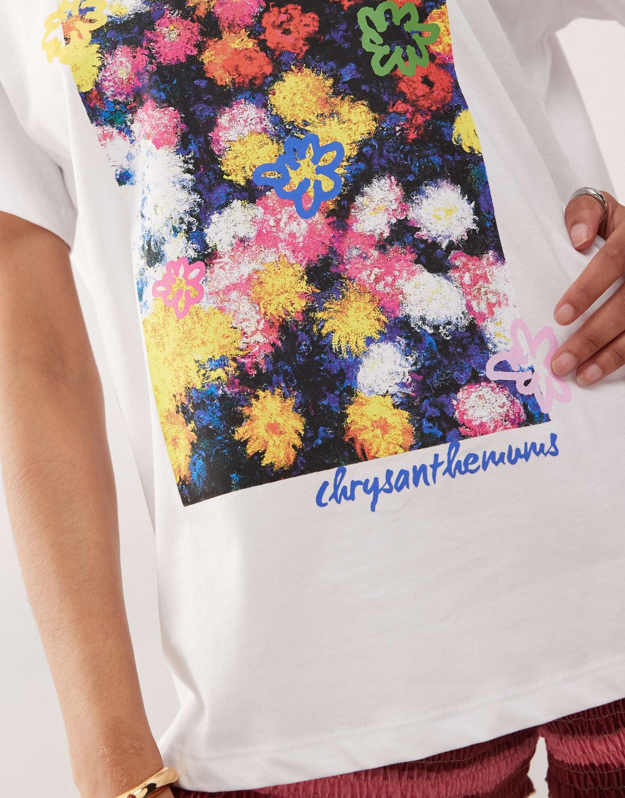 Reclaimed Vintage oversized t-shirt with licensed Monet flower print in white