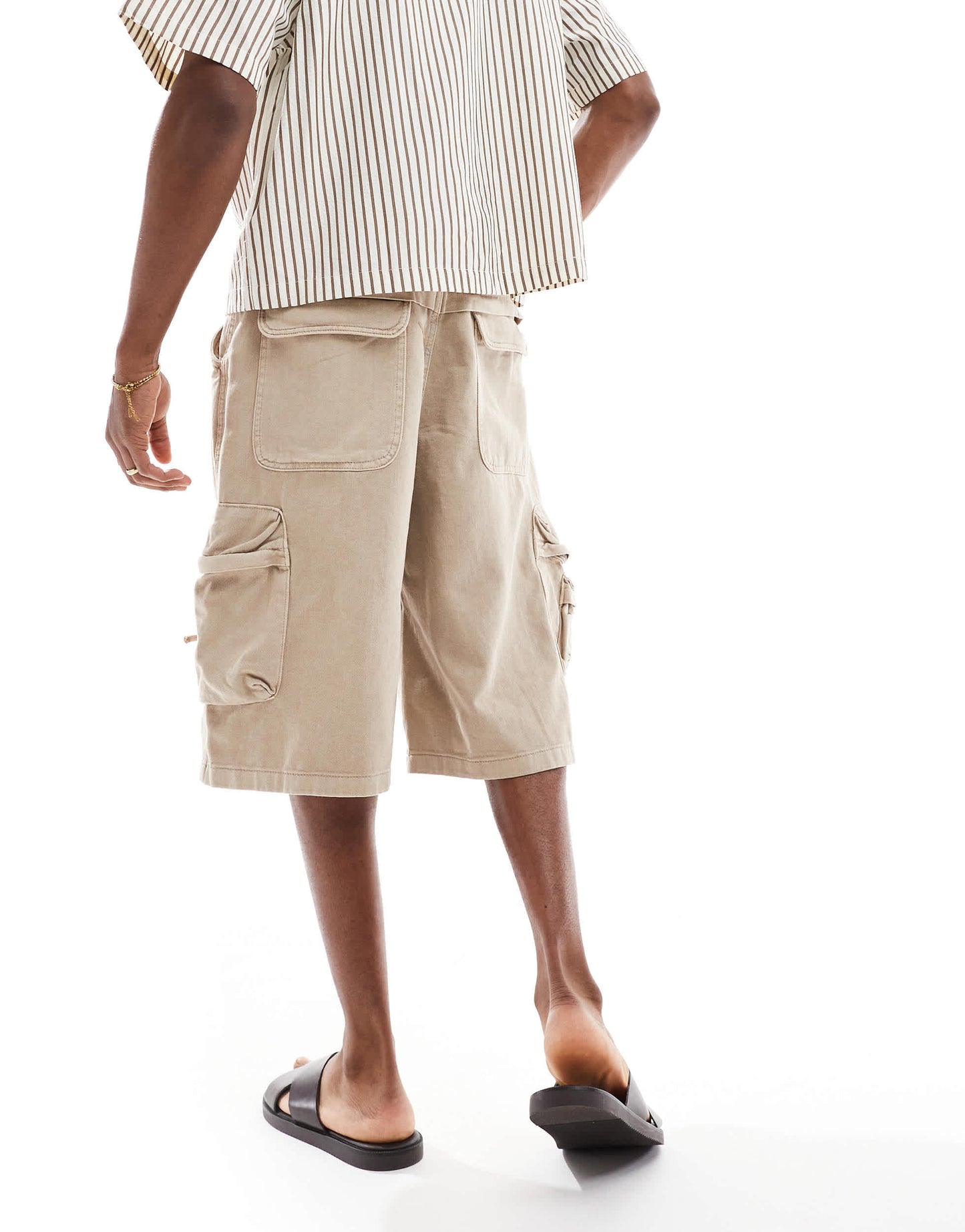 Bershka baggy cargo short in ecru