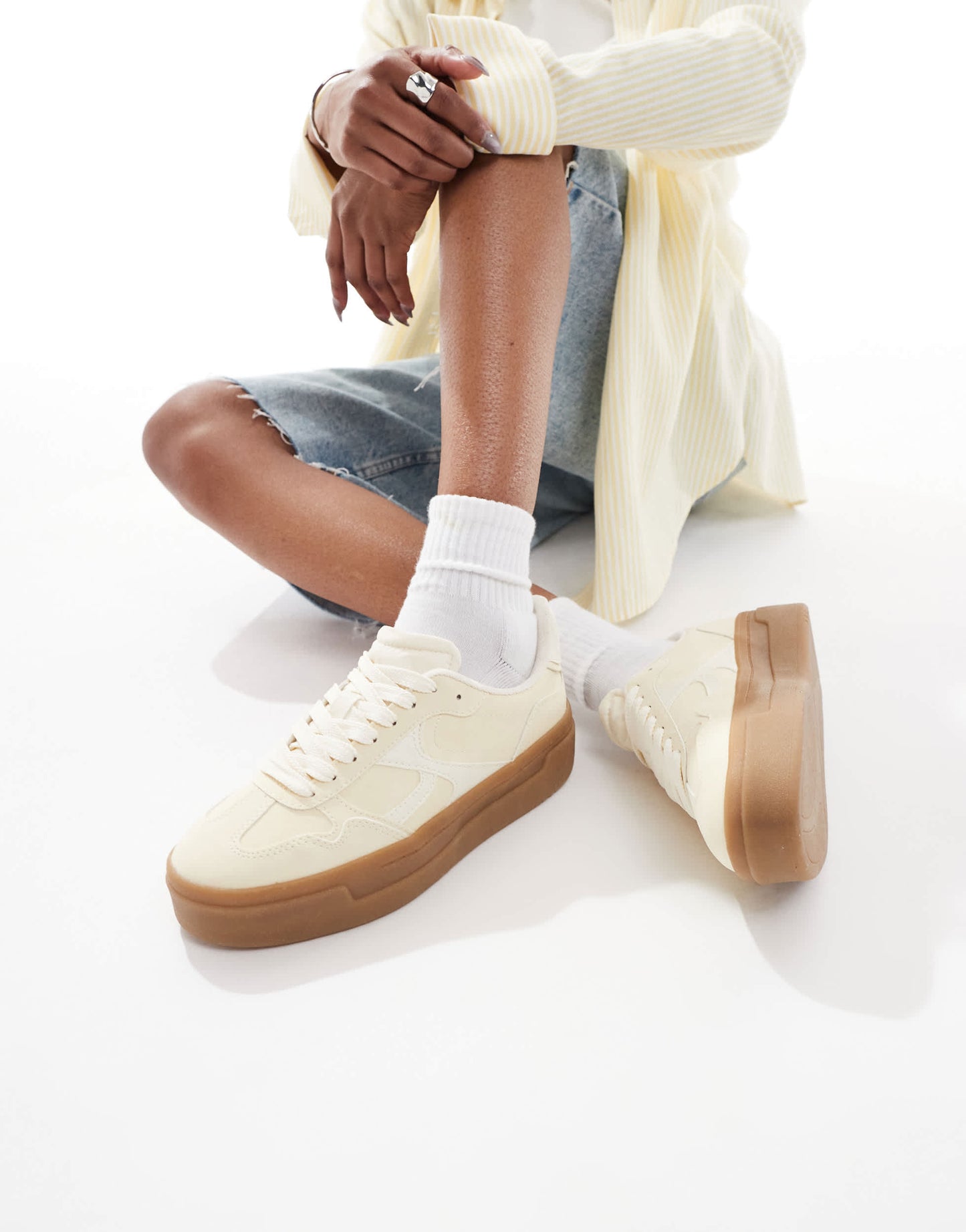 Stradivarius platform gum sole trainer in pale yellow