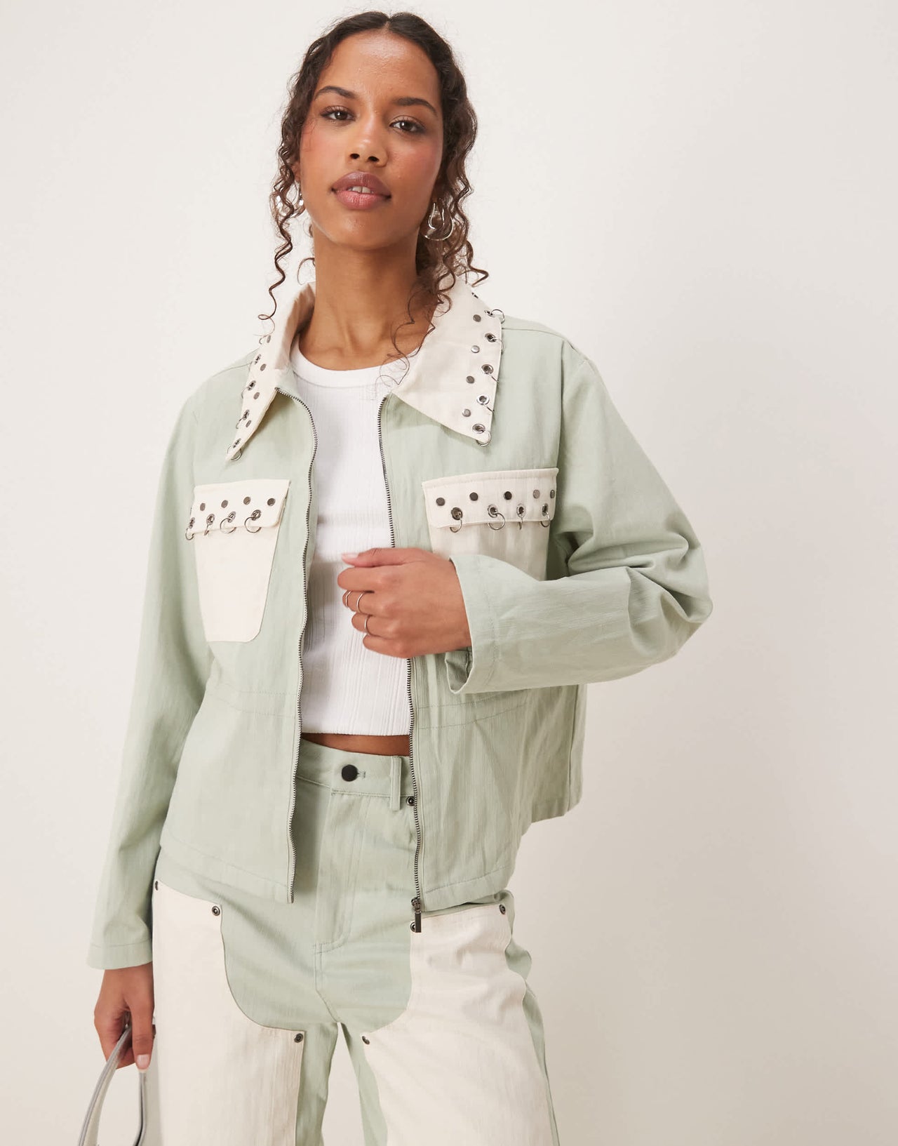 Ghospell contrast denim jacket in ligjt green