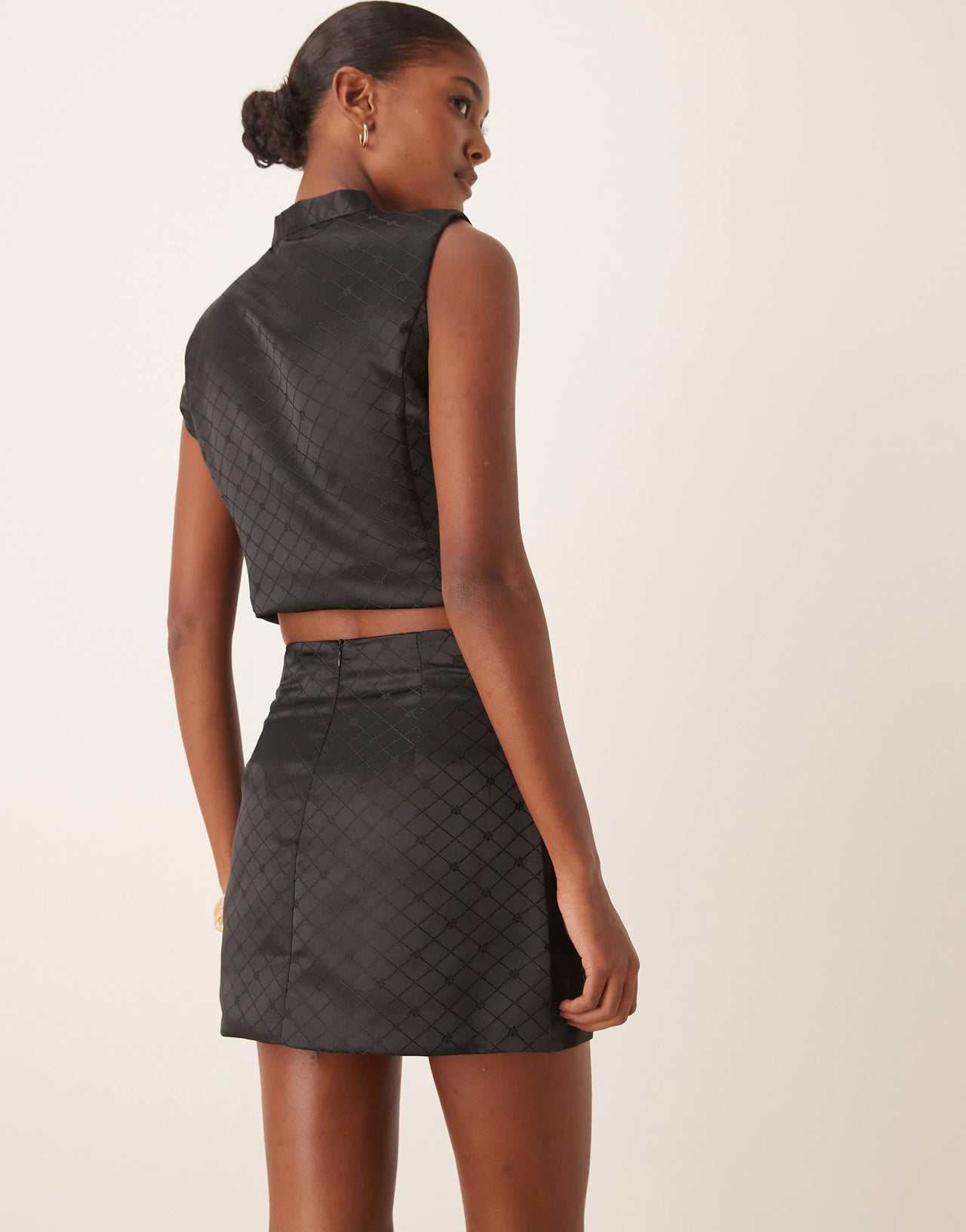 Glamorous low rise mini skirt in black check co-ord
