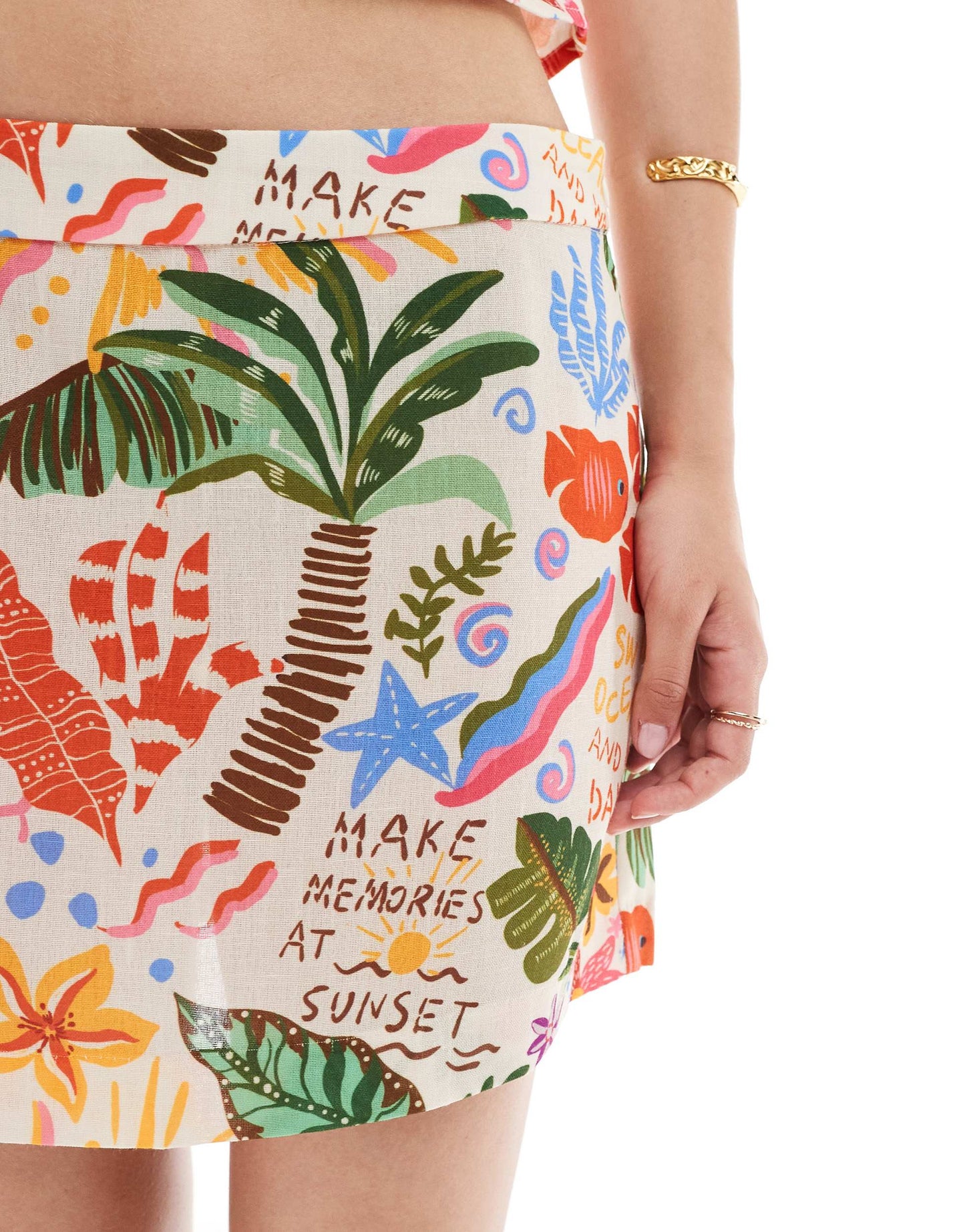Vero Moda mini skirt co-ord in conversational tropical print