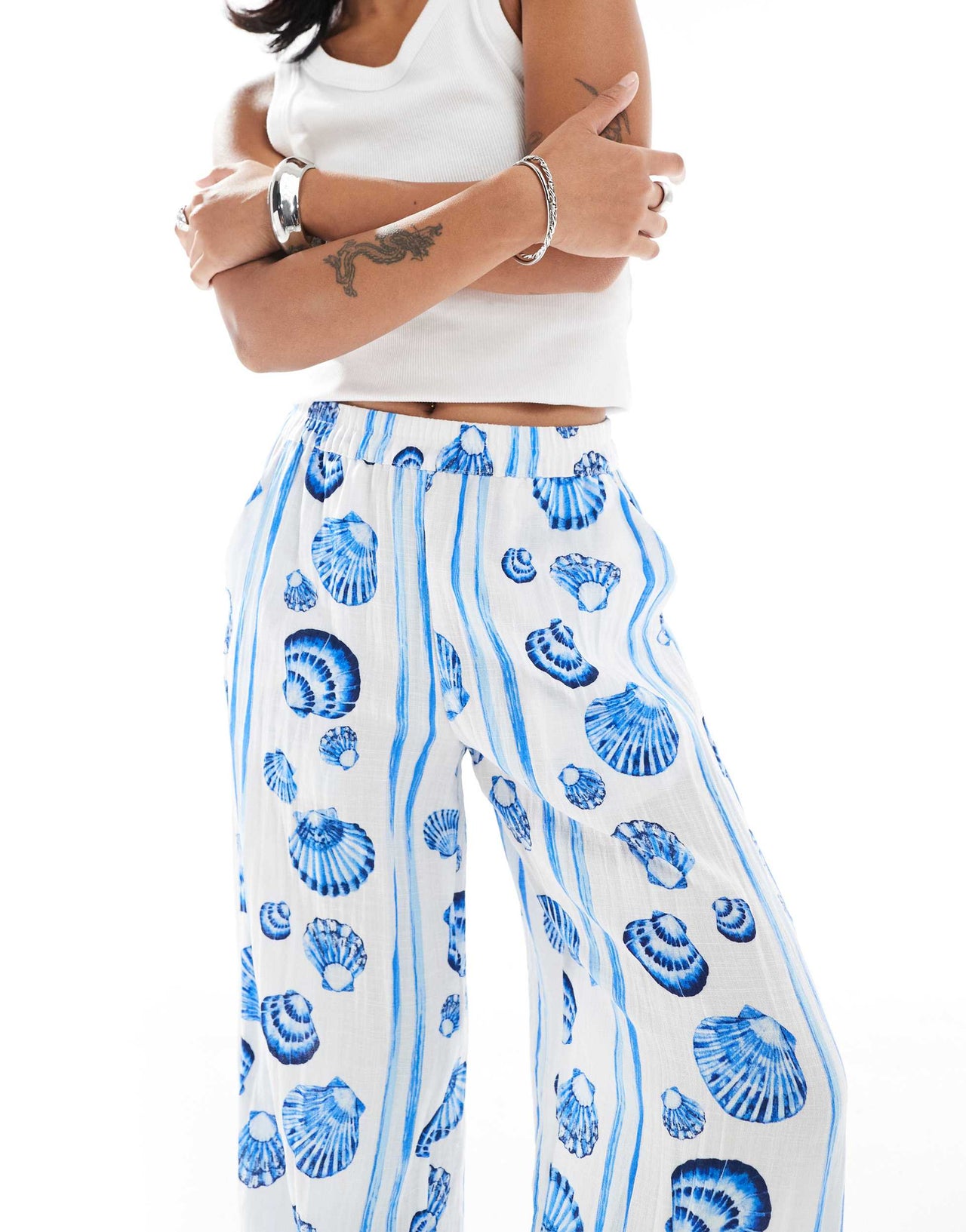 Vero Moda Petite straight leg trousers in blue seashell print