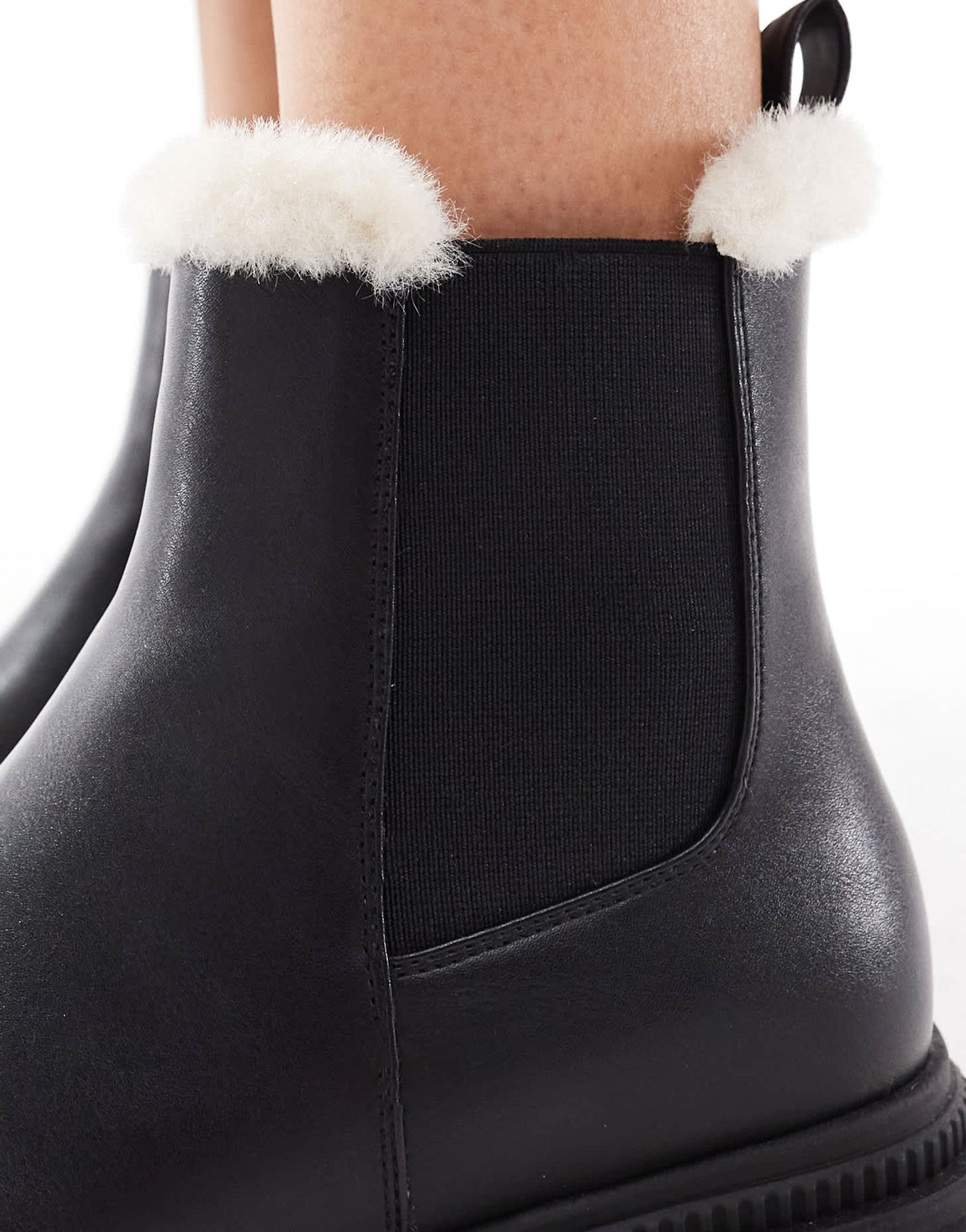 London Rebel Emma teddy lined chunky chelsea boots in black