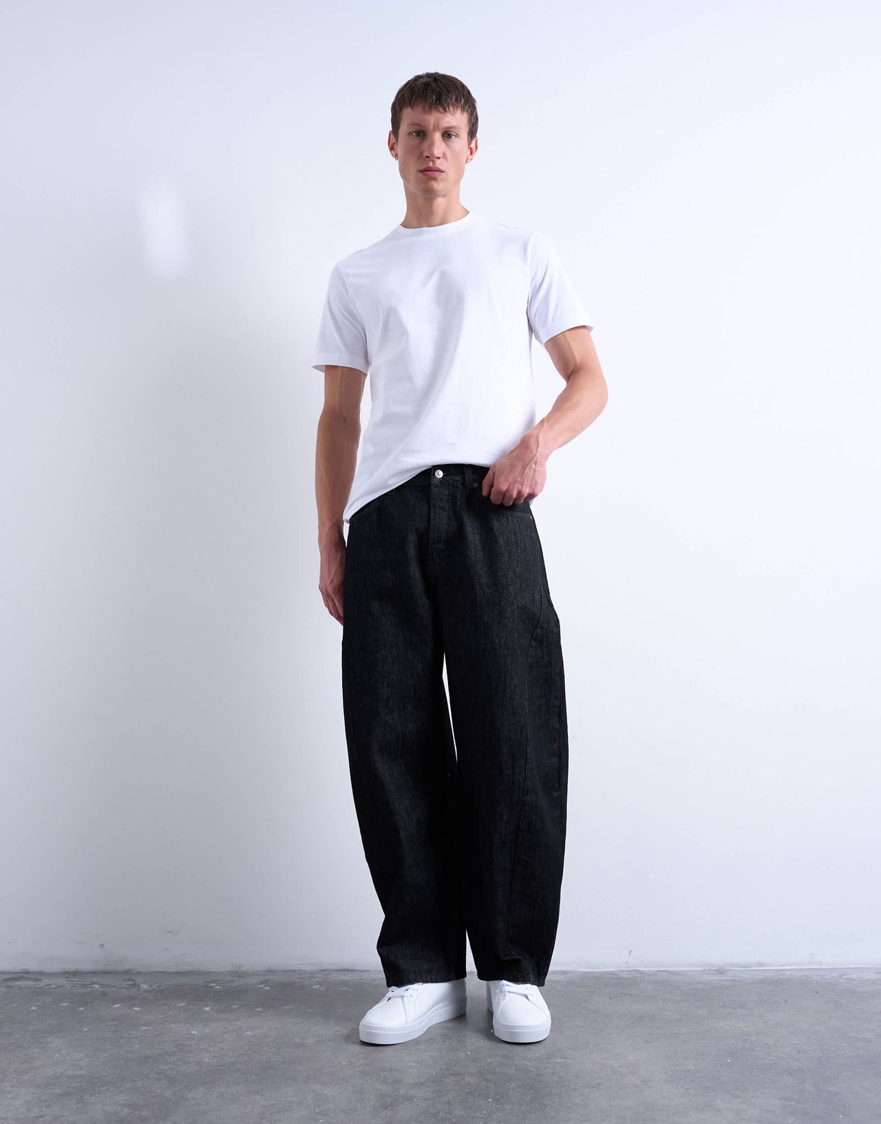 Topman rigid barrel jean in raw black