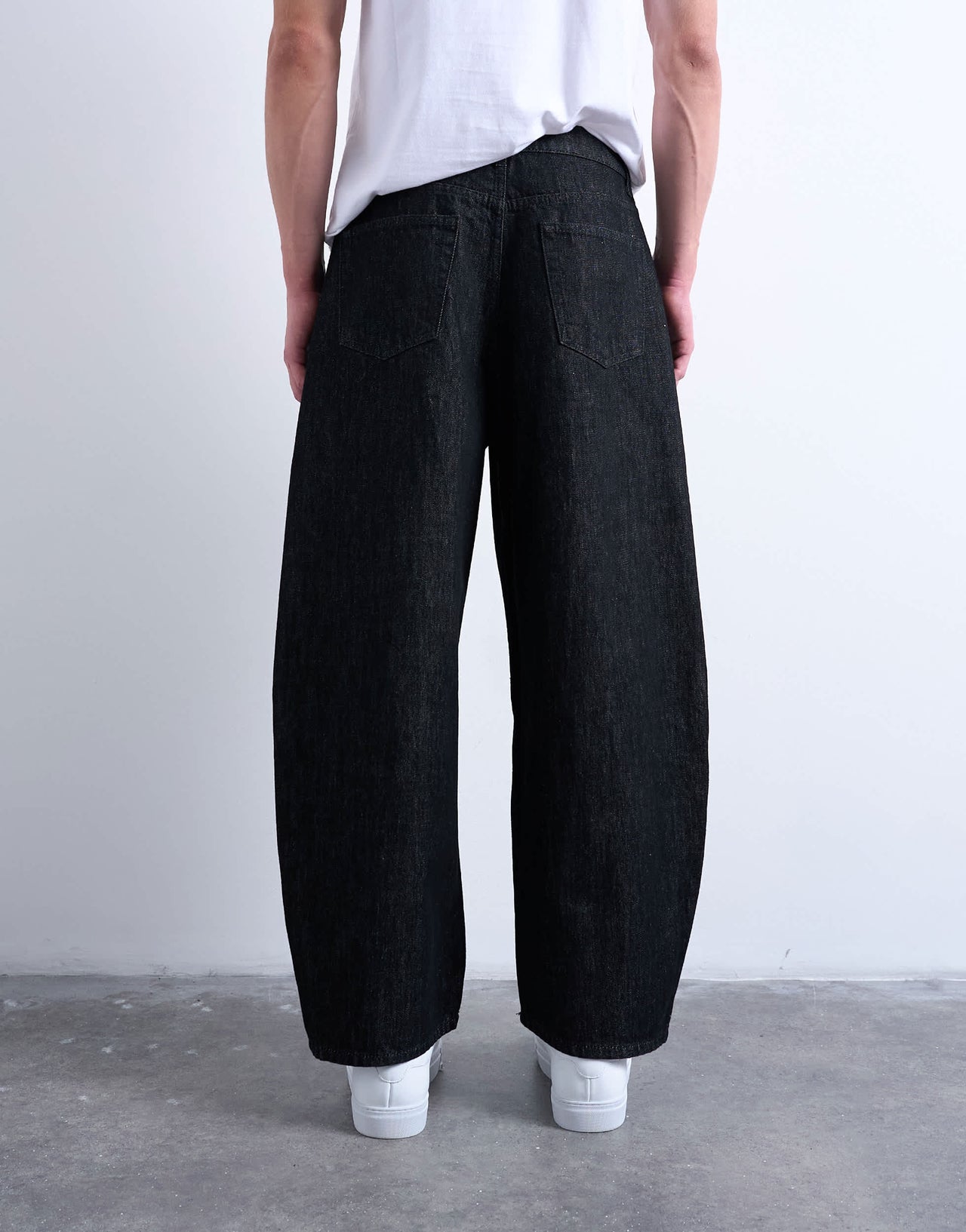 Topman rigid barrel jean in raw black