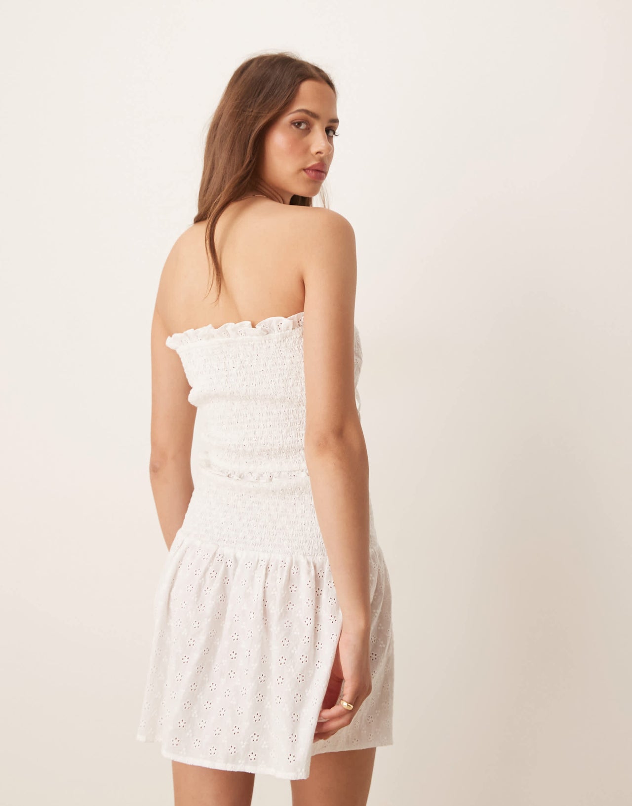 Esmee Exclusive broderie bandeau tie front crop top with frill trim in white