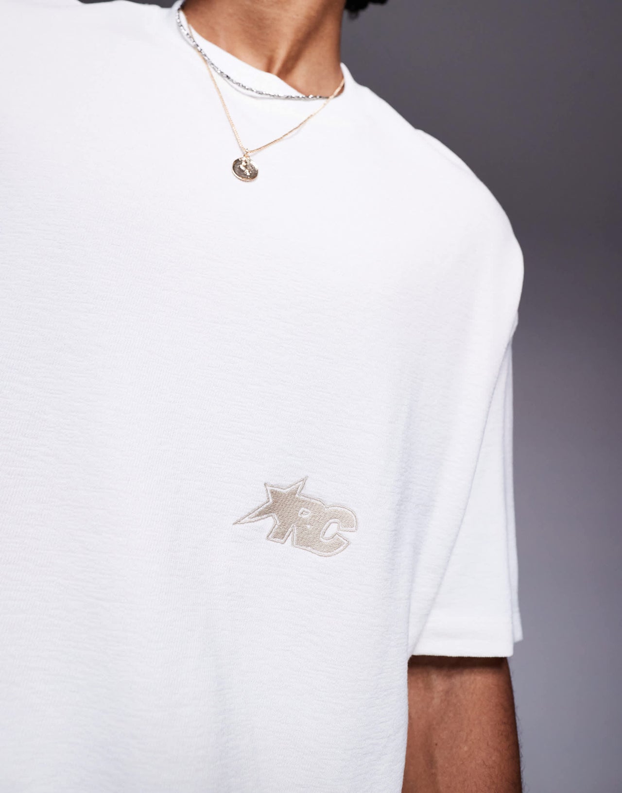 Bershka arc t-shirt in cream