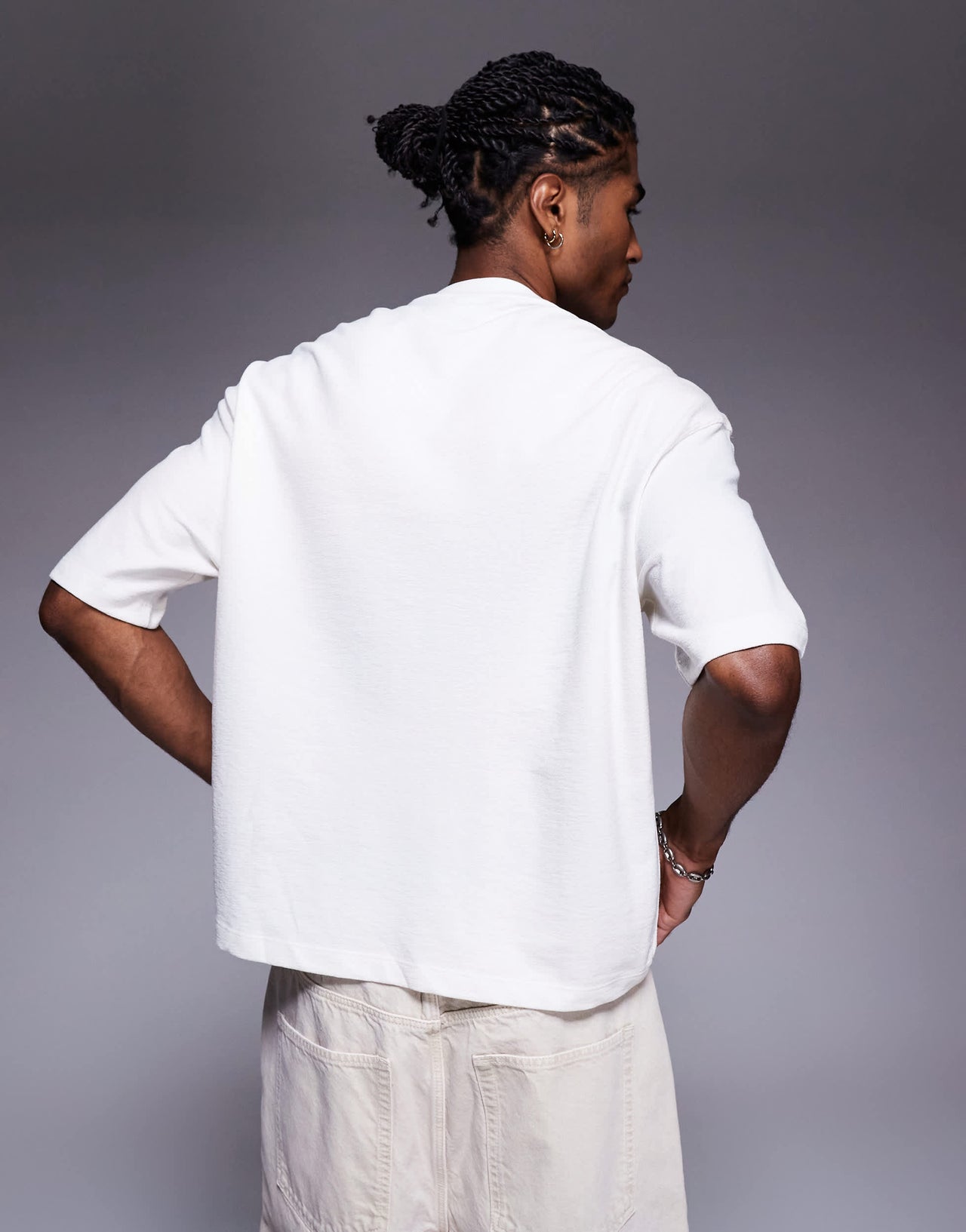 Bershka arc t-shirt in cream