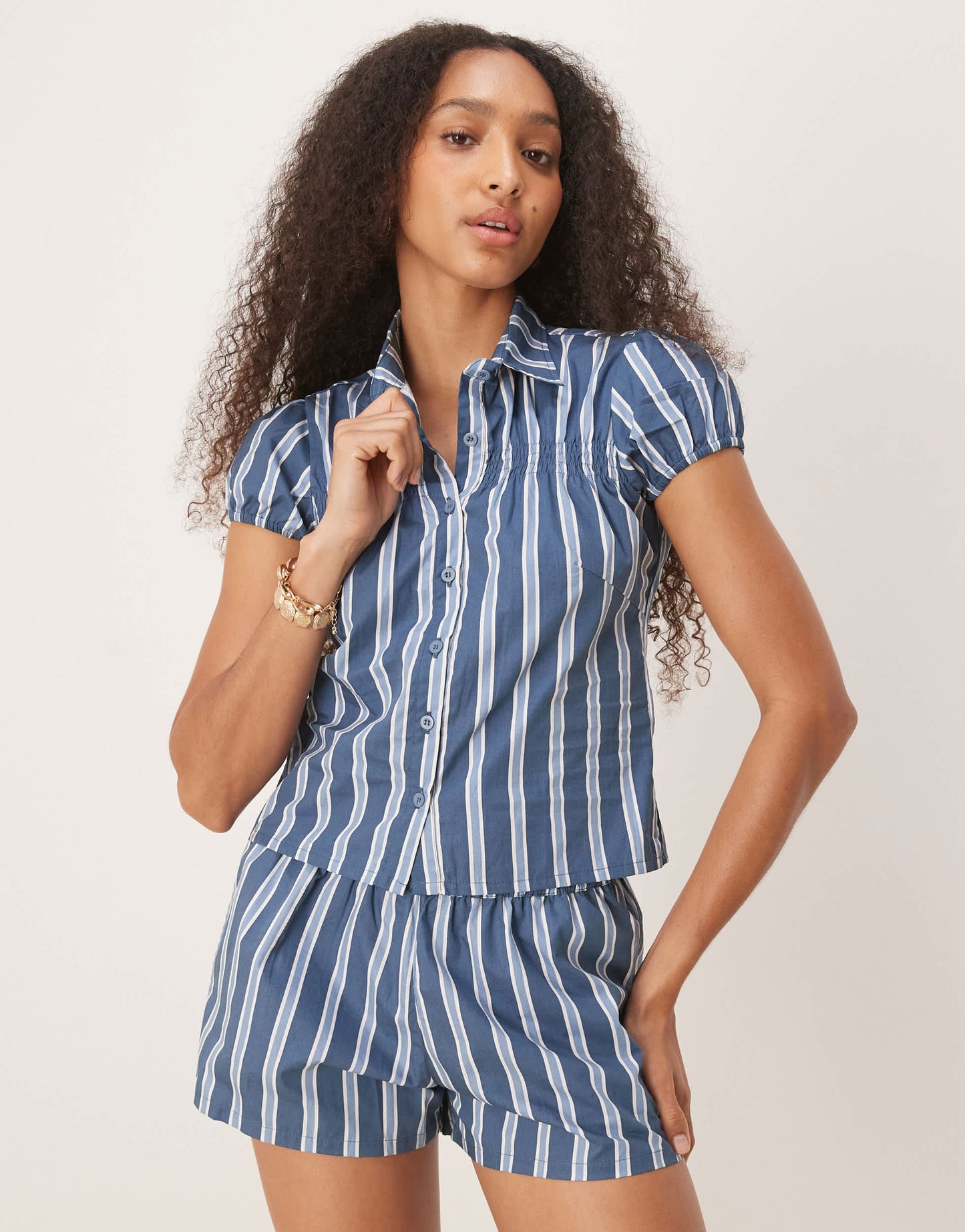 Motel ulsan wide stripe fitted shirt in navy