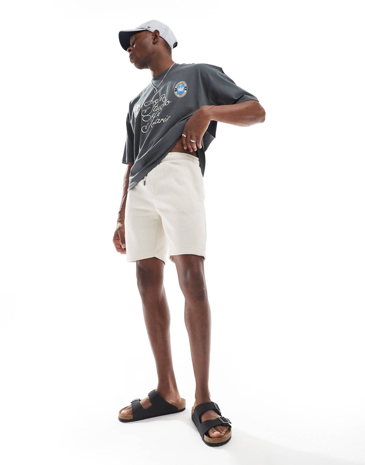 Brave Soul jersey shorts in cream