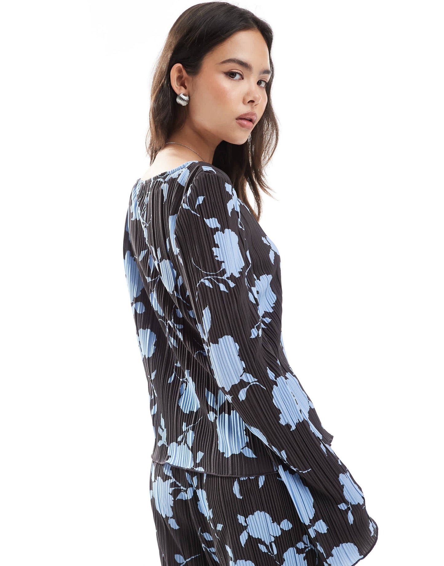 Vero Moda long sleeve plisse top co-ord in chocolate and blue floral print