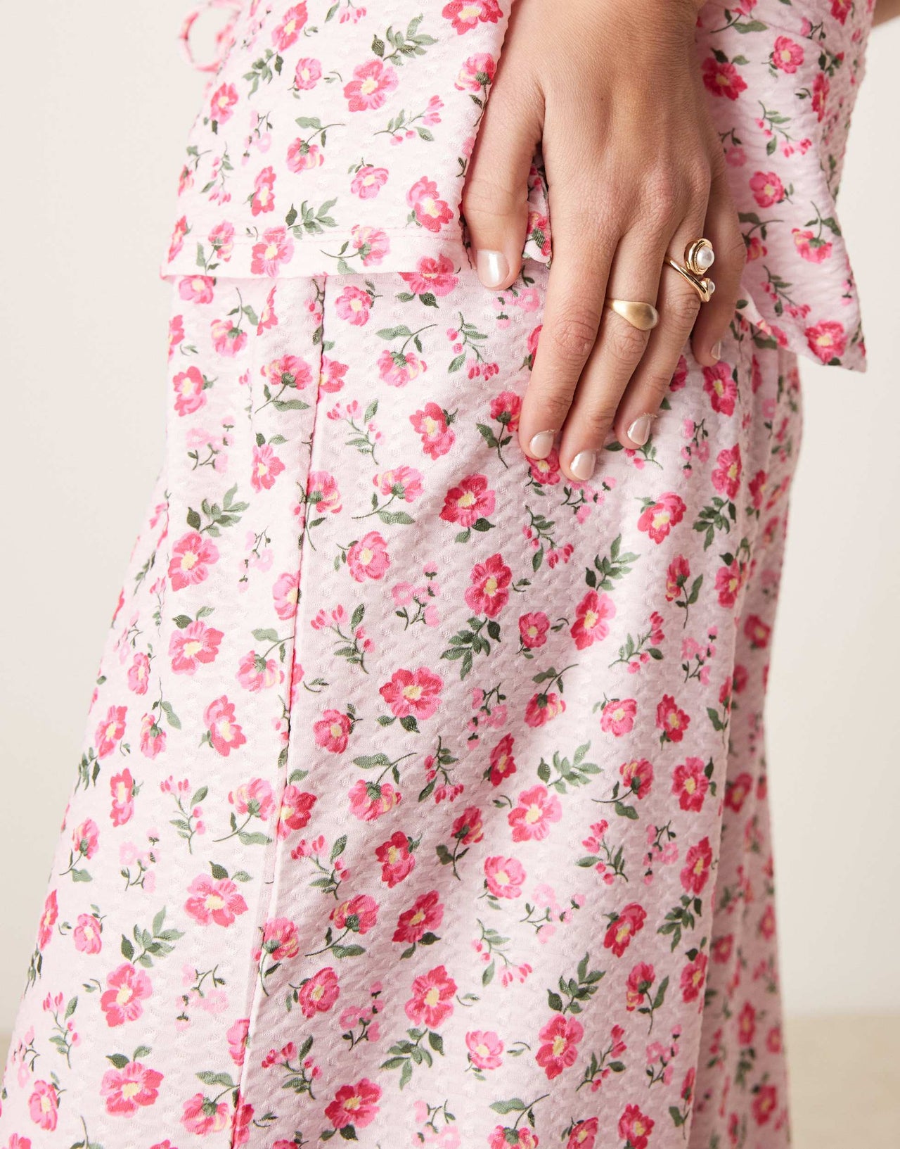 ASOS DESIGN wide leg tie front trouser in pink ditsy floral