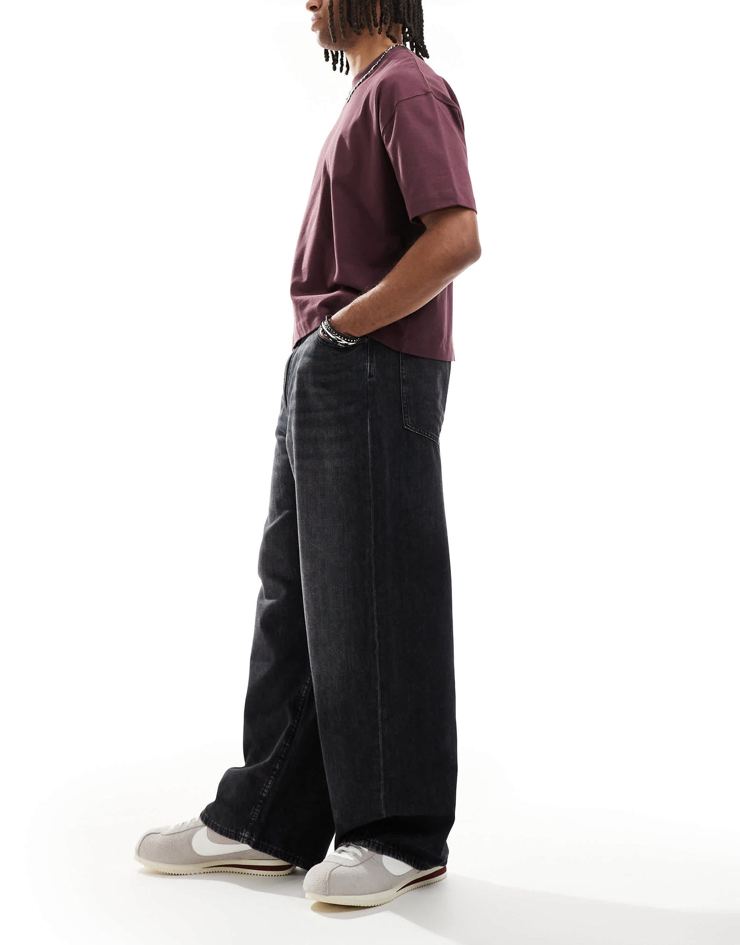 Pull&Bear pull on baggy jeans in black