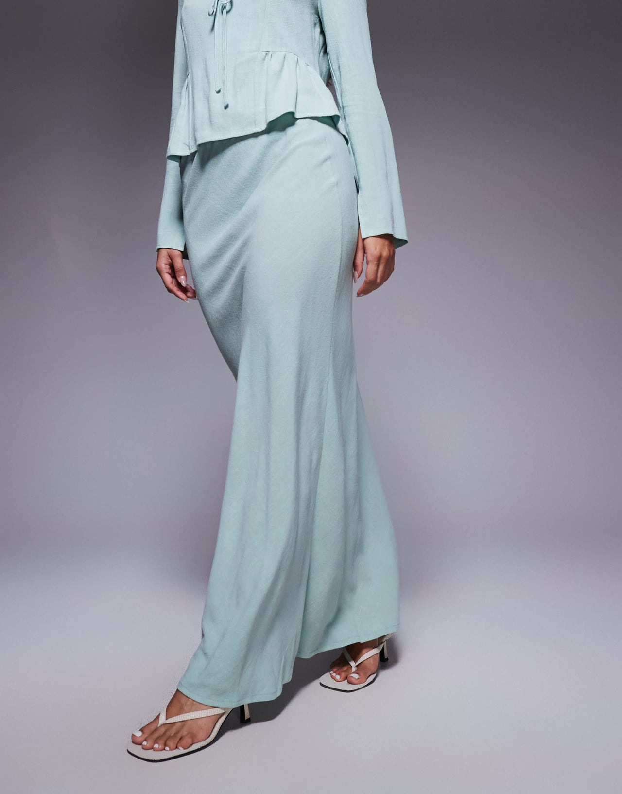 Daska linen skirt co-ord in sage