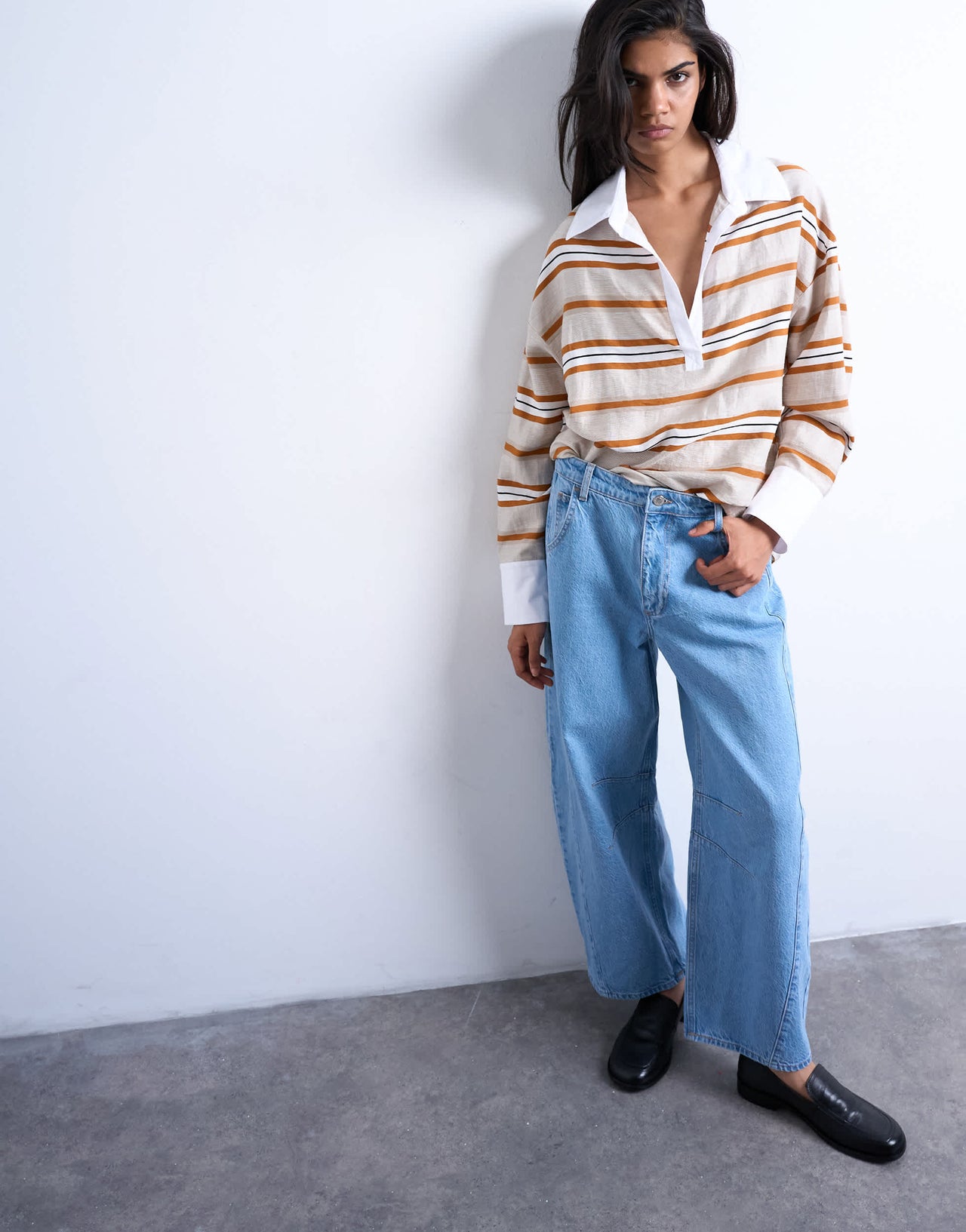 Topshop mid rise side panel barrel jean in bleach