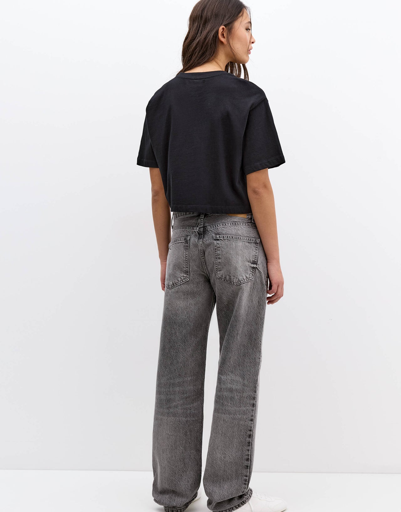Pull&Bear short sleeve boxy t-shirt in black
