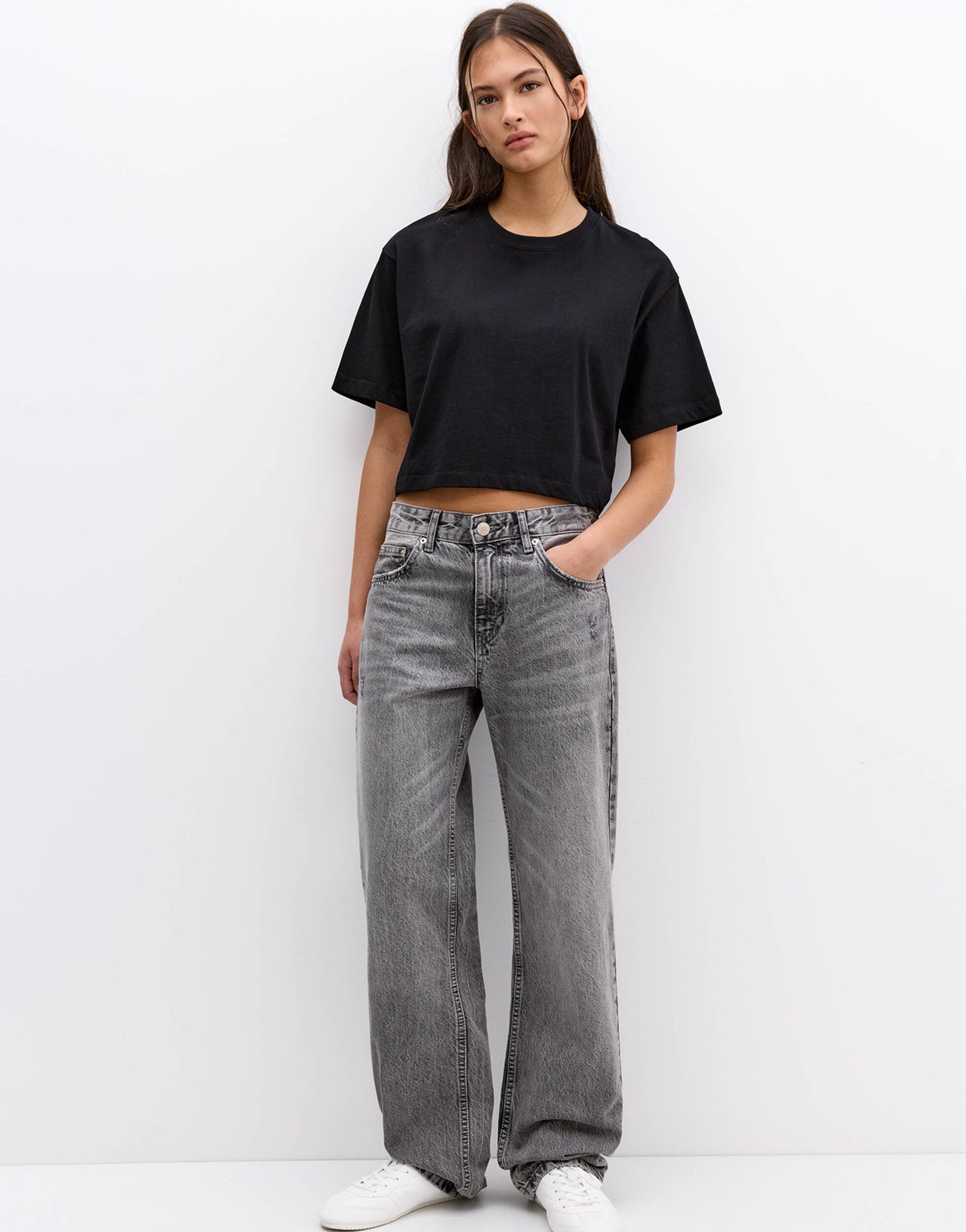 Pull&Bear short sleeve boxy t-shirt in black