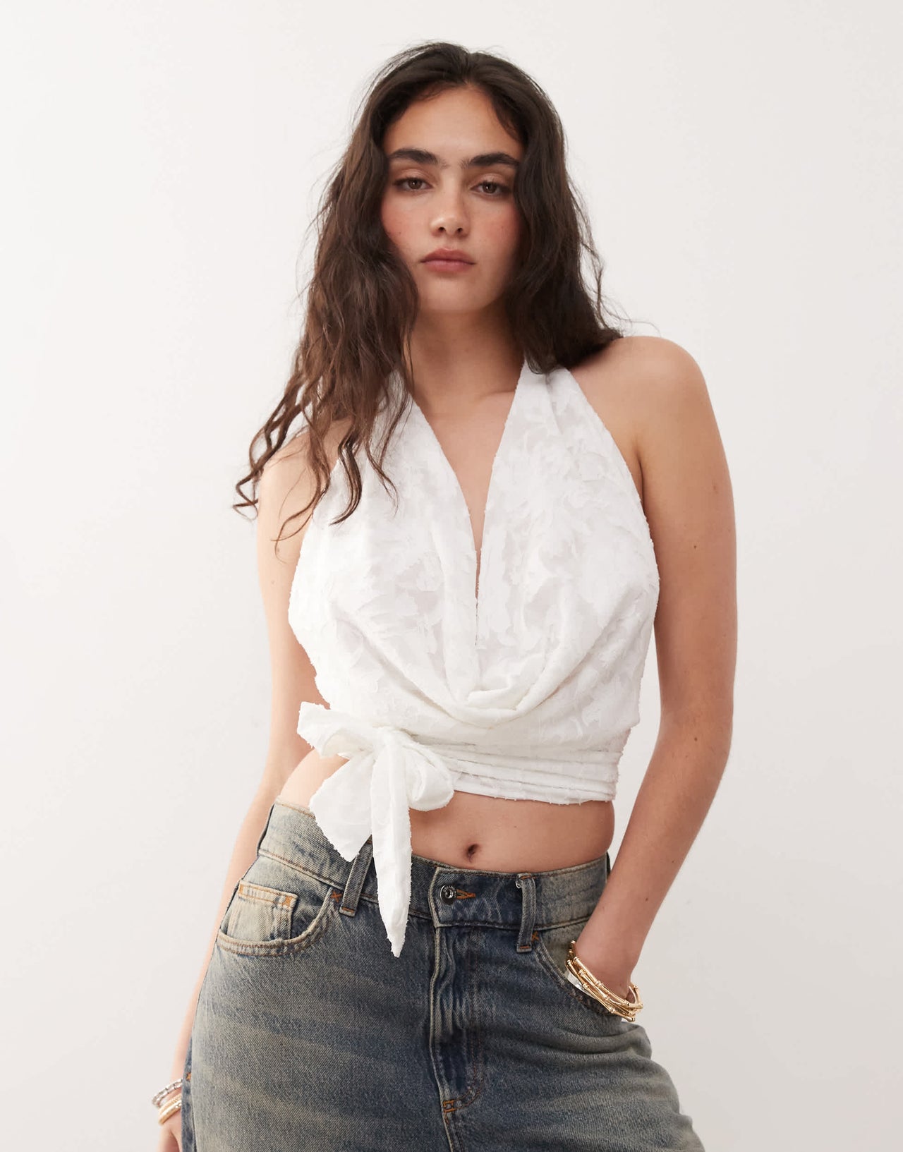 COLLUSION knitted plunge neck top in white