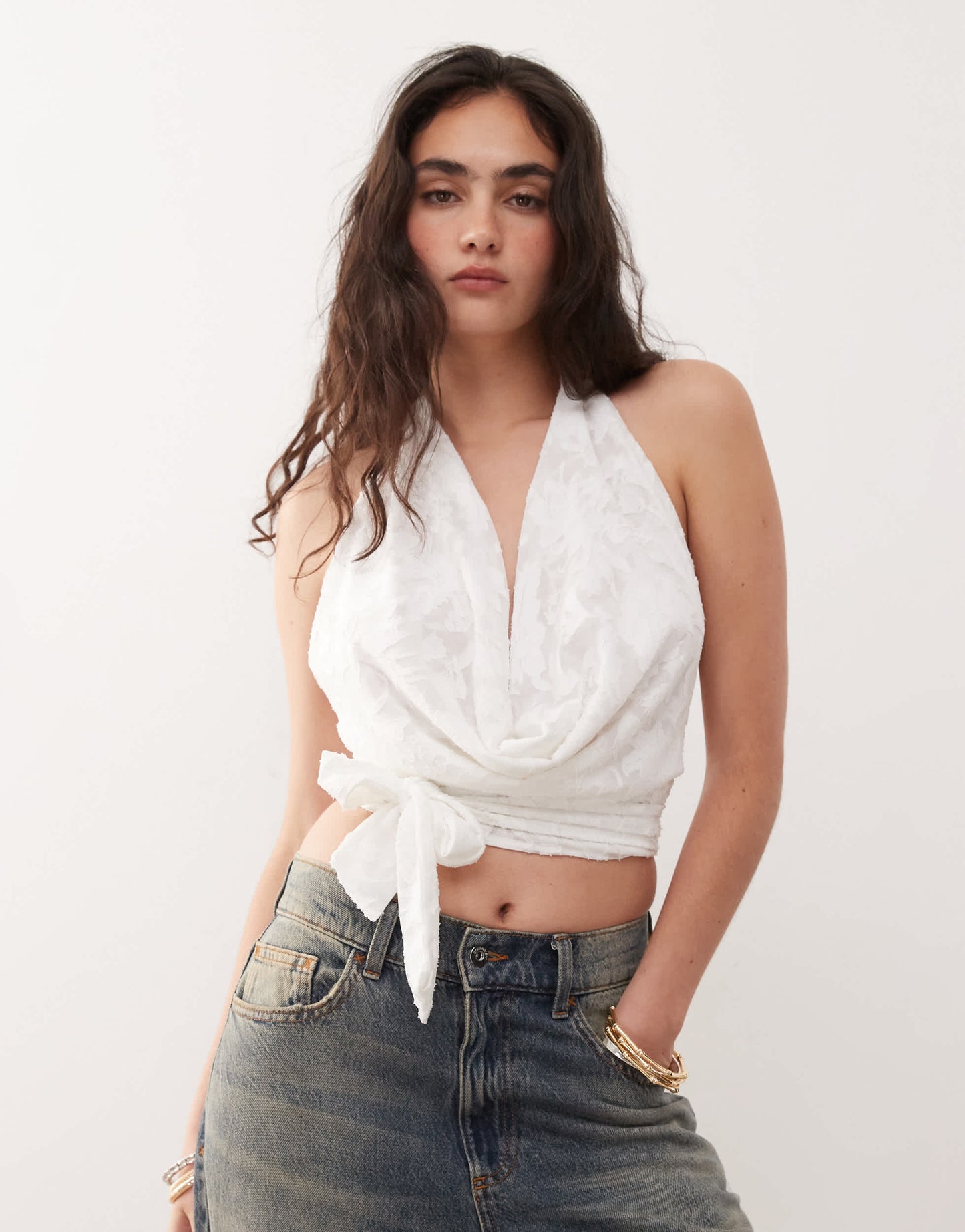 COLLUSION knitted plunge neck top in white