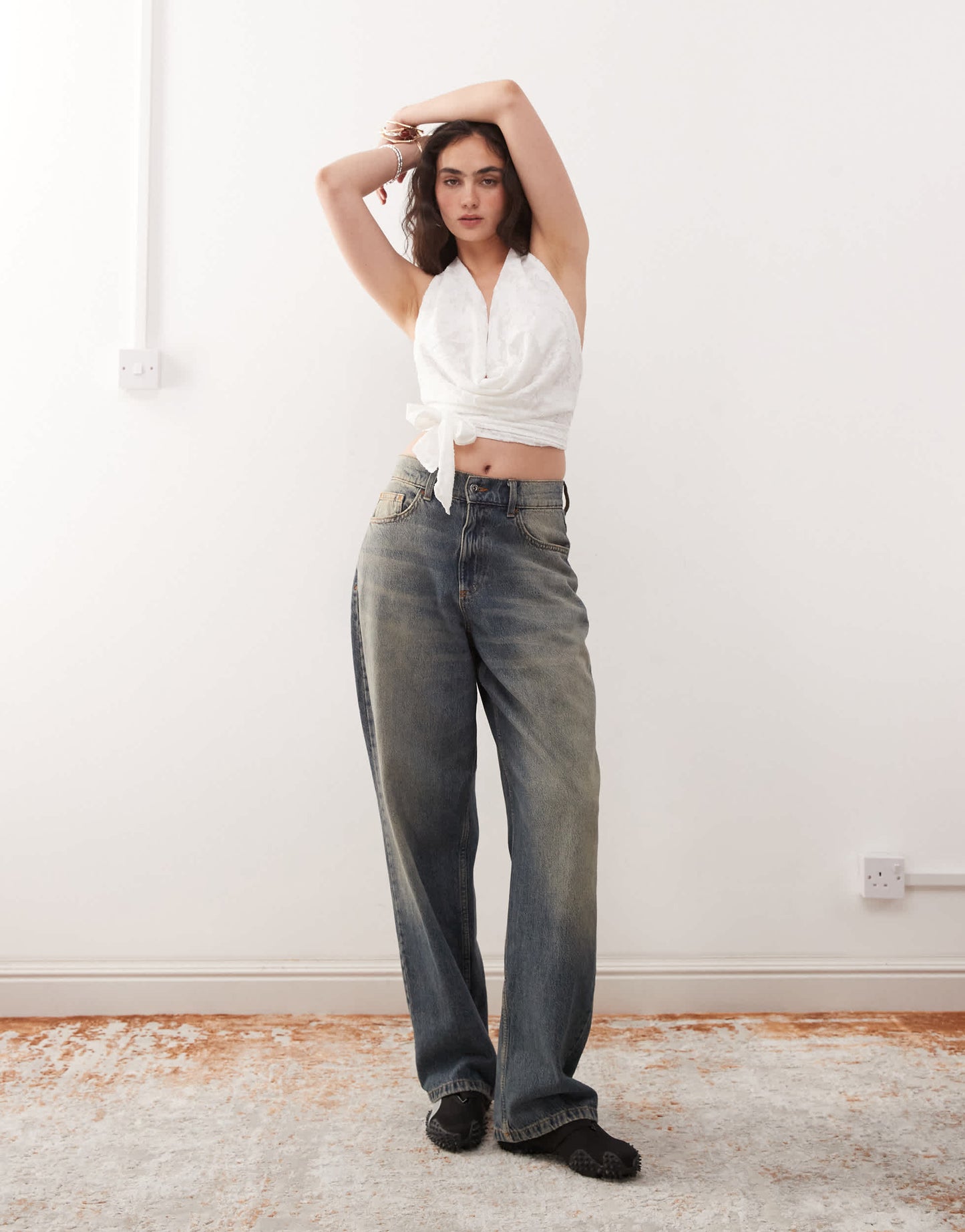 COLLUSION knitted plunge neck top in white