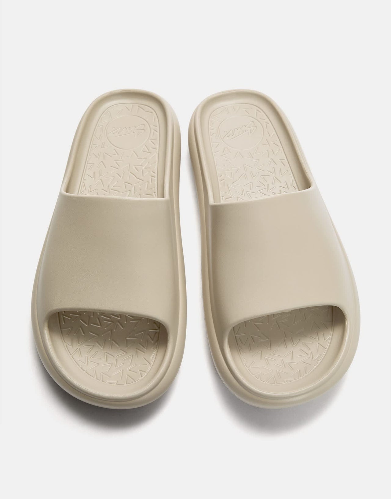 Pull&Bear chunky slider in ecru