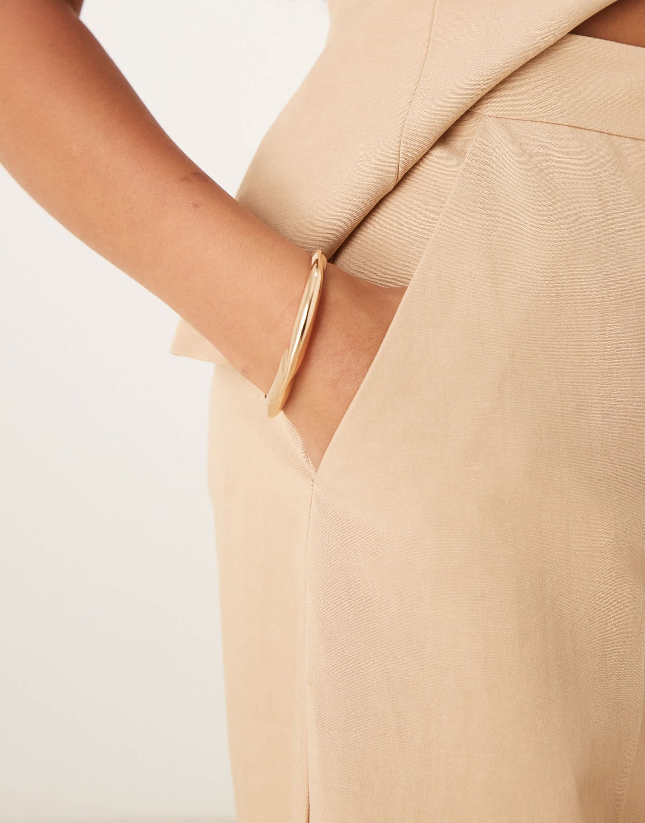 ASOS DESIGN linen blend tailored barrel leg trouser in neutral