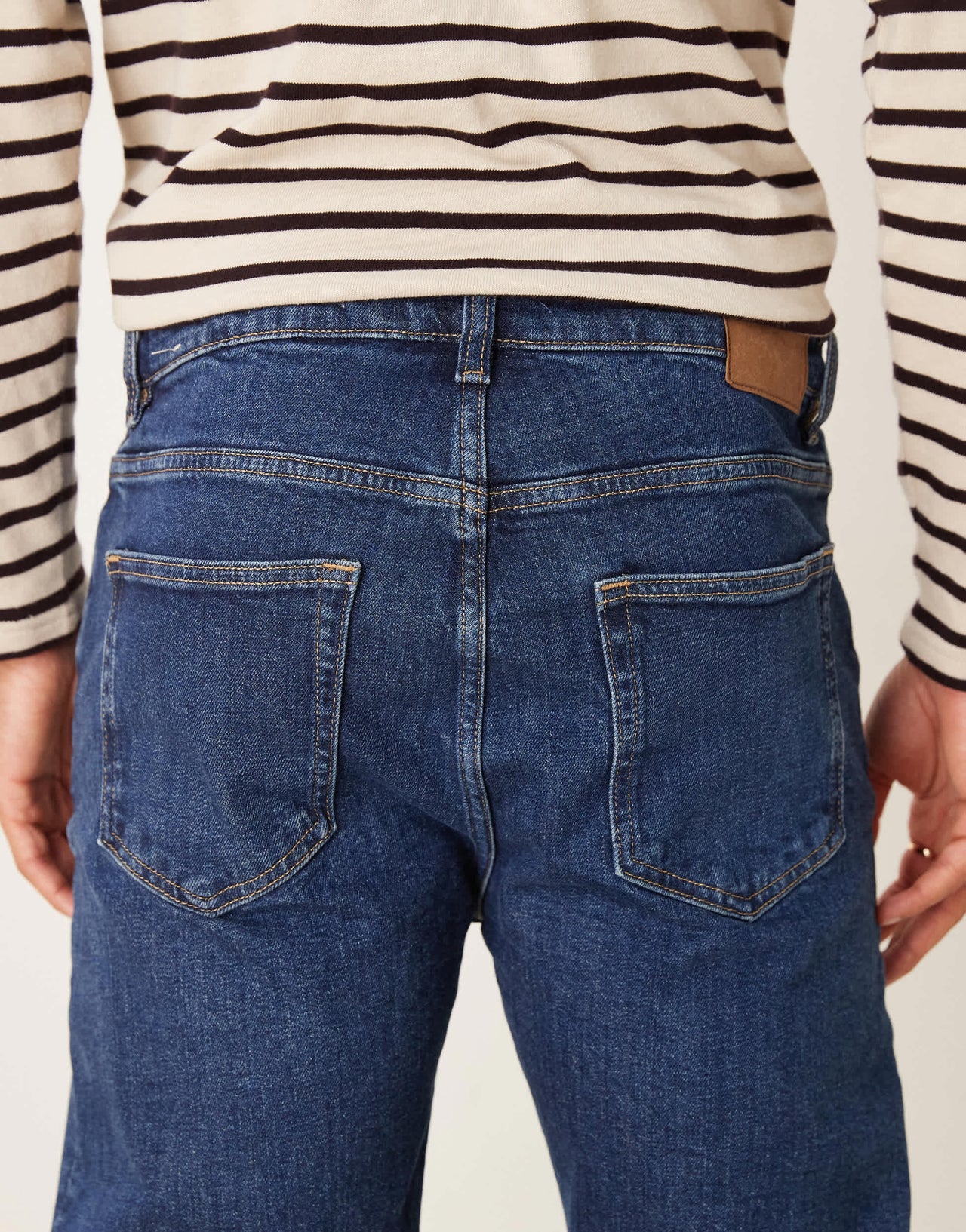 Mango tapered jean in dark blue