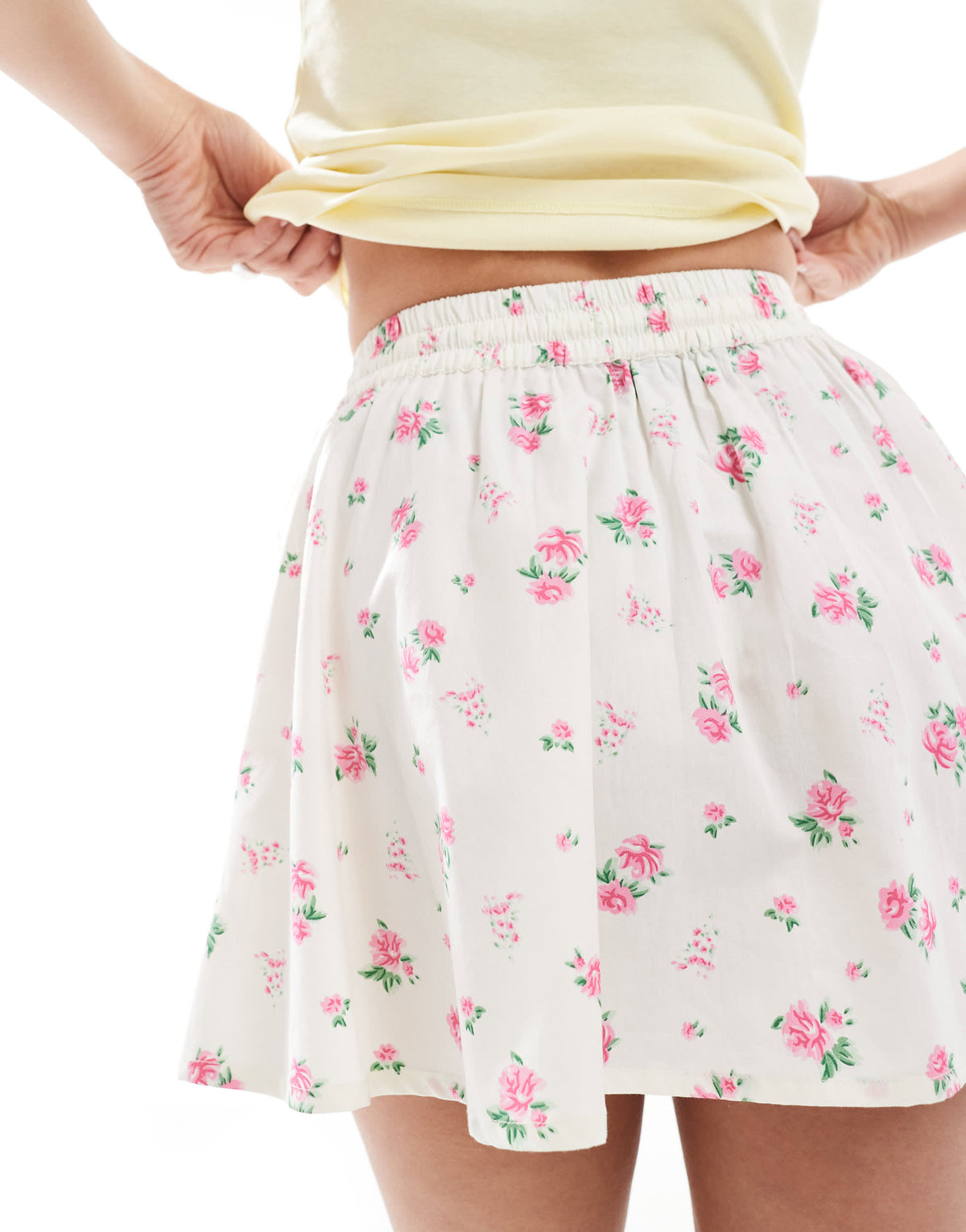 Wednesday's Girl floral mini skirt in white