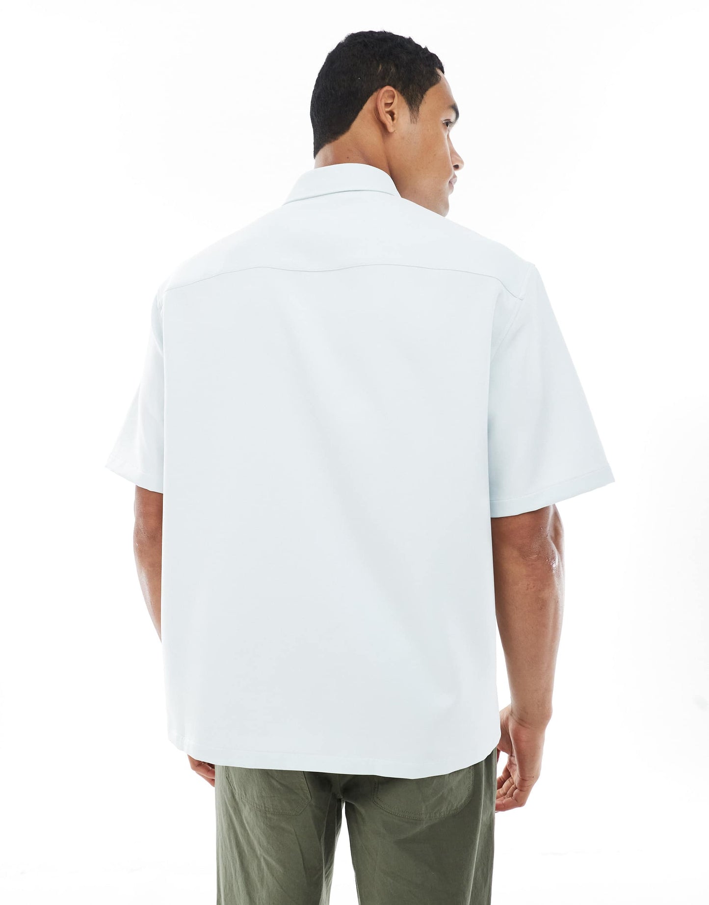 ASOS DESIGN relaxed shirt with patch pockets in blue