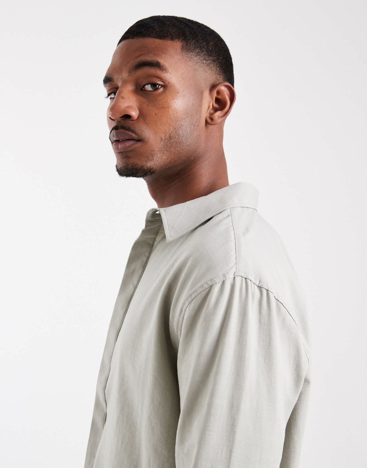 ASOS DESIGN relaxed shirt in sage green