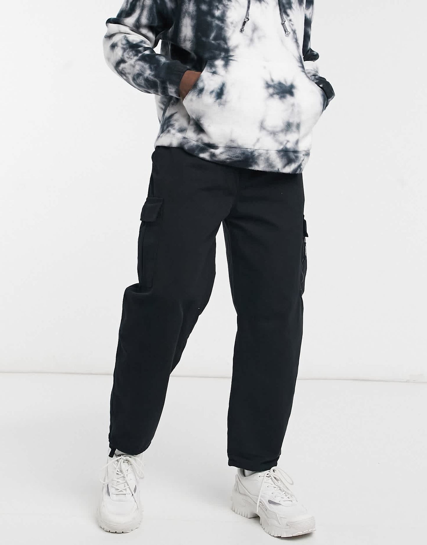 Bershka cuffed cargo trousers in black