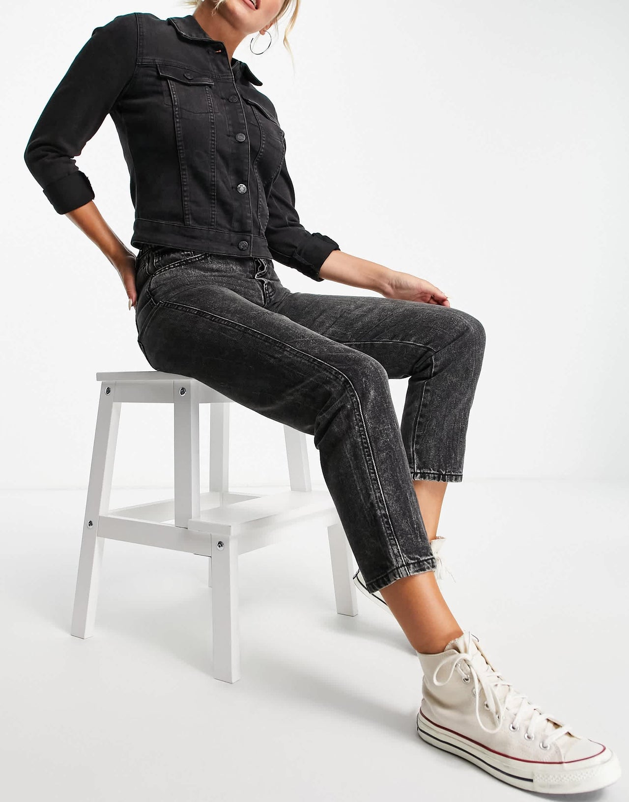 Stradivarius cotton mom fit vintage jean in grey wash - GREY