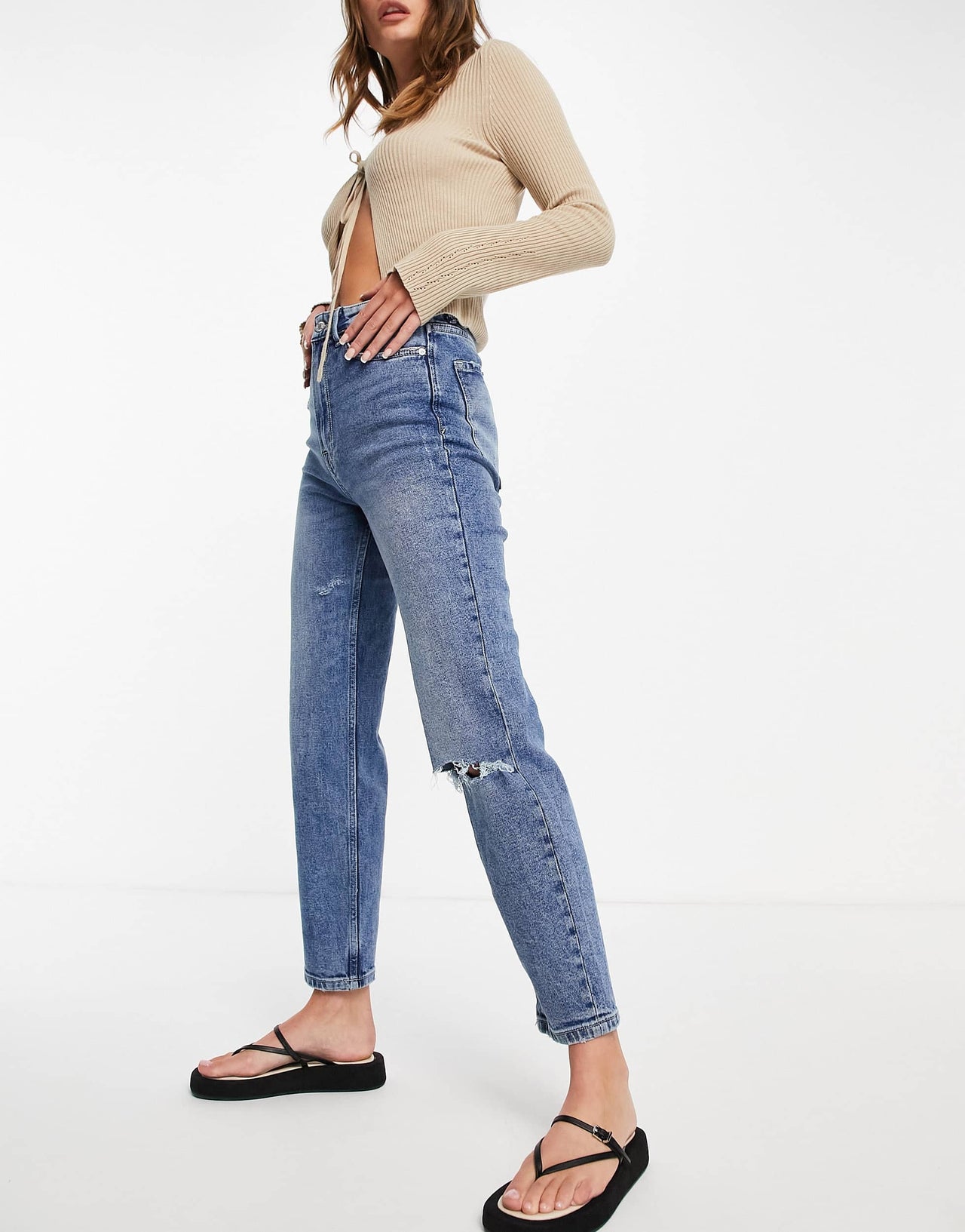 Stradivarius cotton slim mom jean with stretch and rip in medium blue - MBLUE