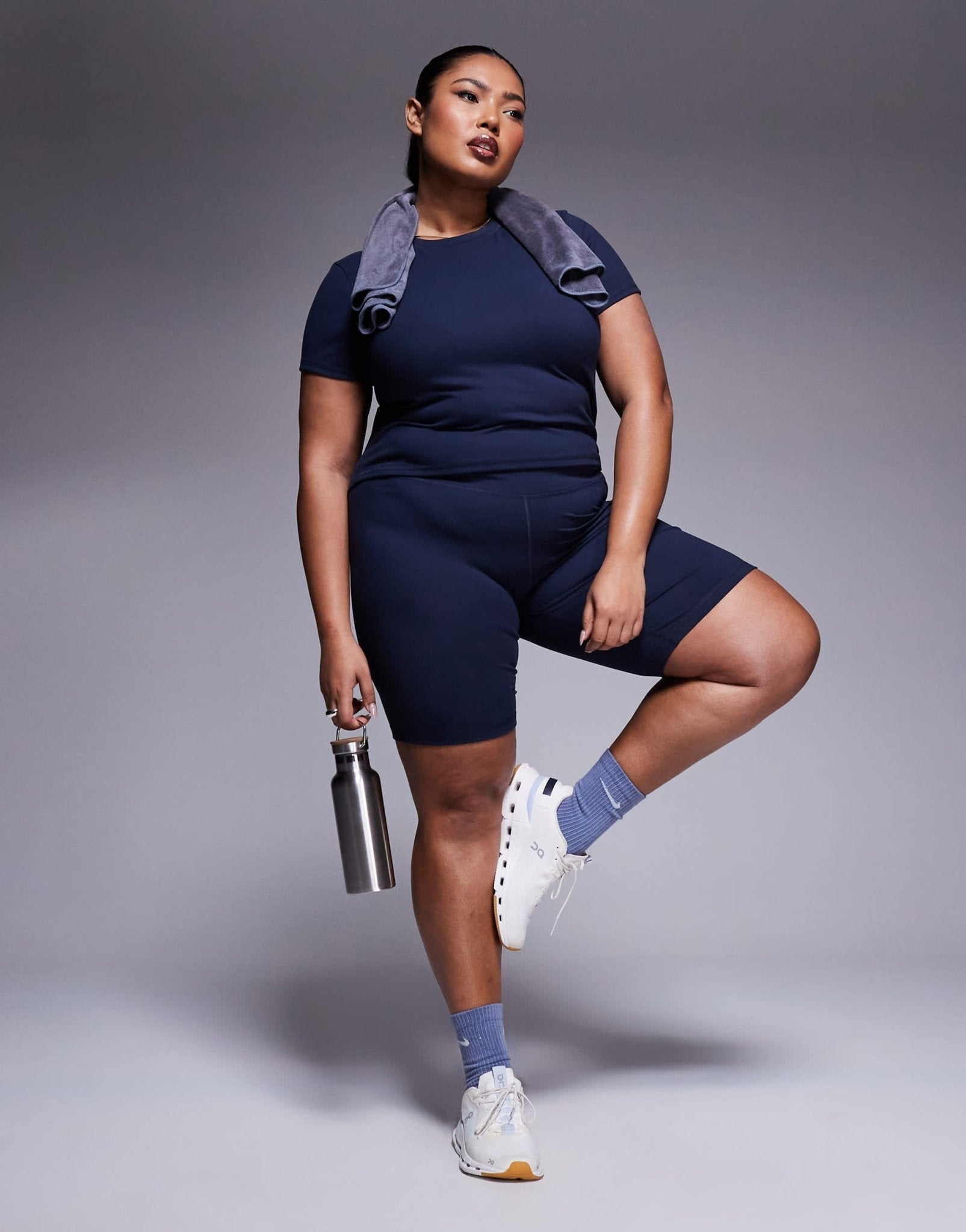 4505 Curve Icon soft touch studio baby t-shirt in midnight navy - ASOS Sample Sale