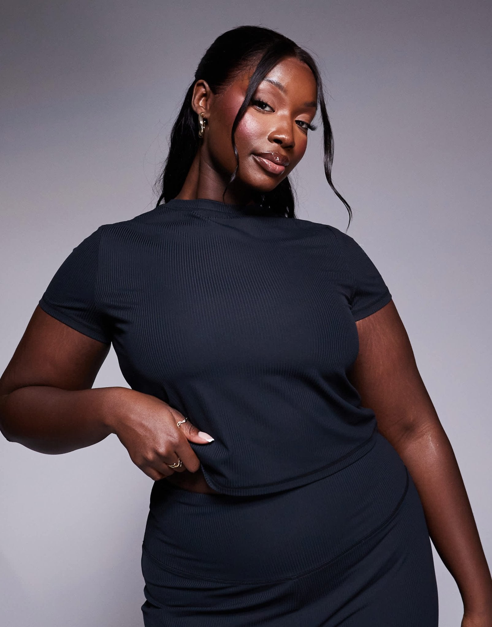4505 Curve soft touch rib performance baby t-shirt in black - ASOS Sample Sale