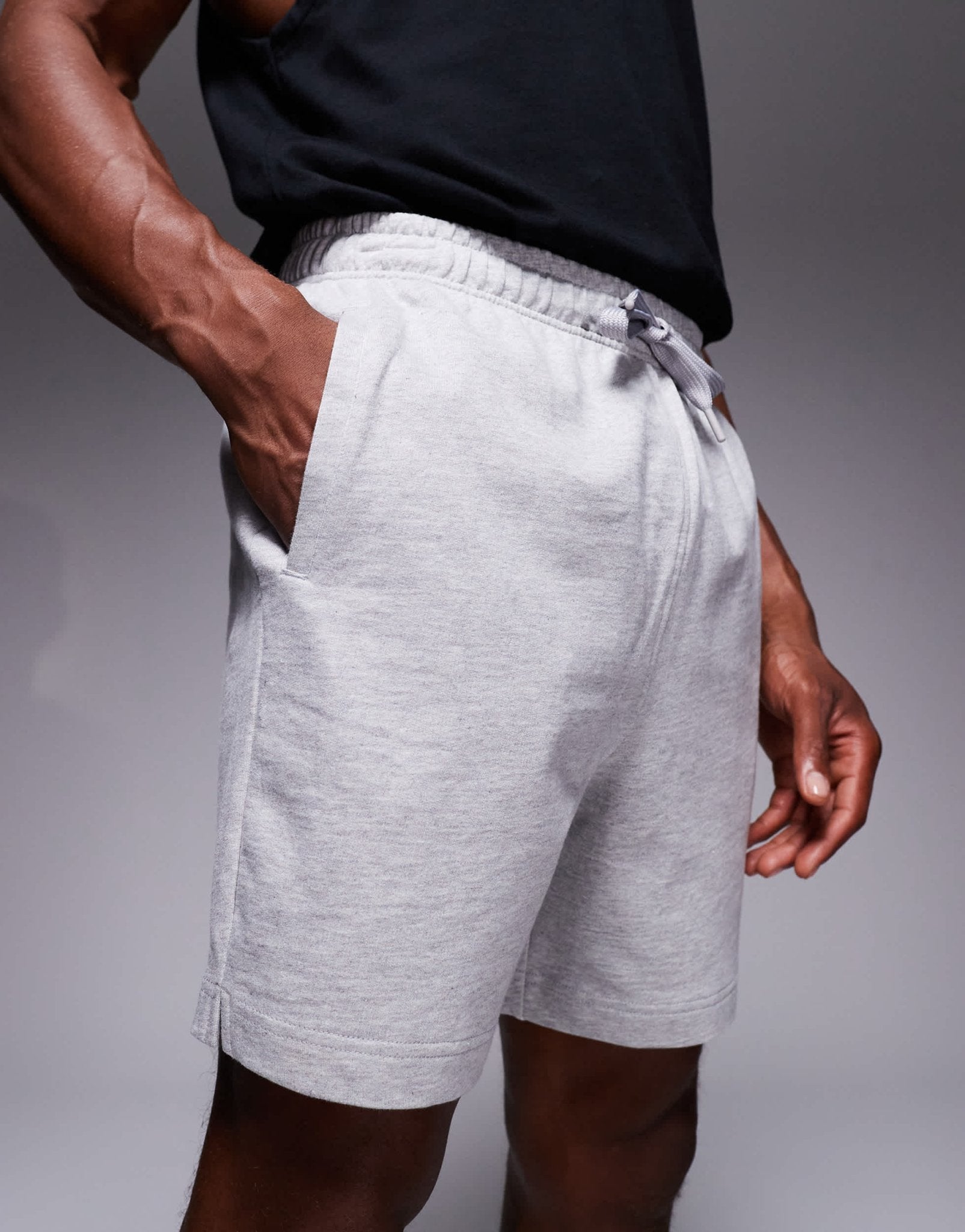 4505 Icon 7 inch training sweat shorts with quick dry in grey - ASOS Sample Sale