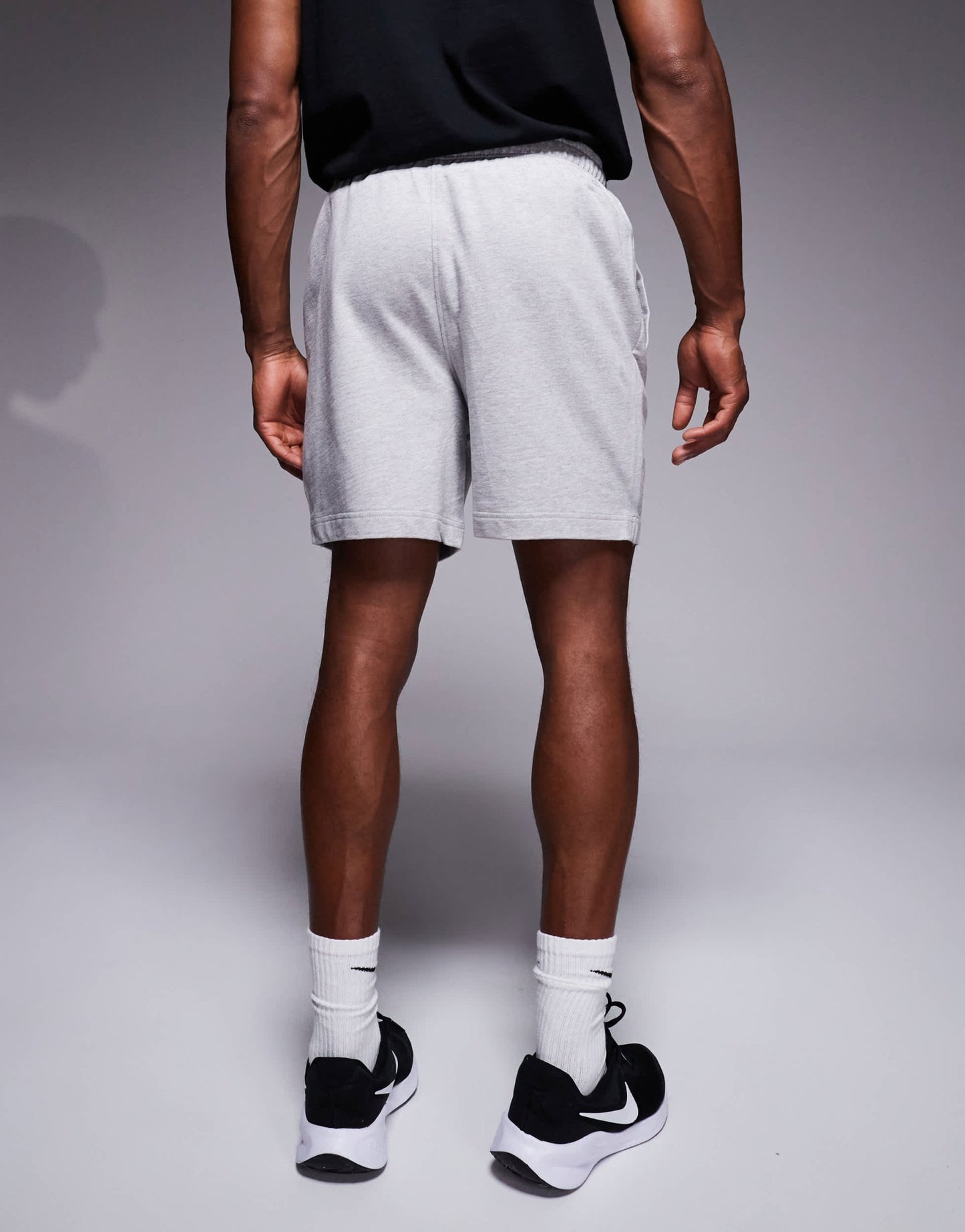 4505 Icon 7 inch training sweat shorts with quick dry in grey - ASOS Sample Sale