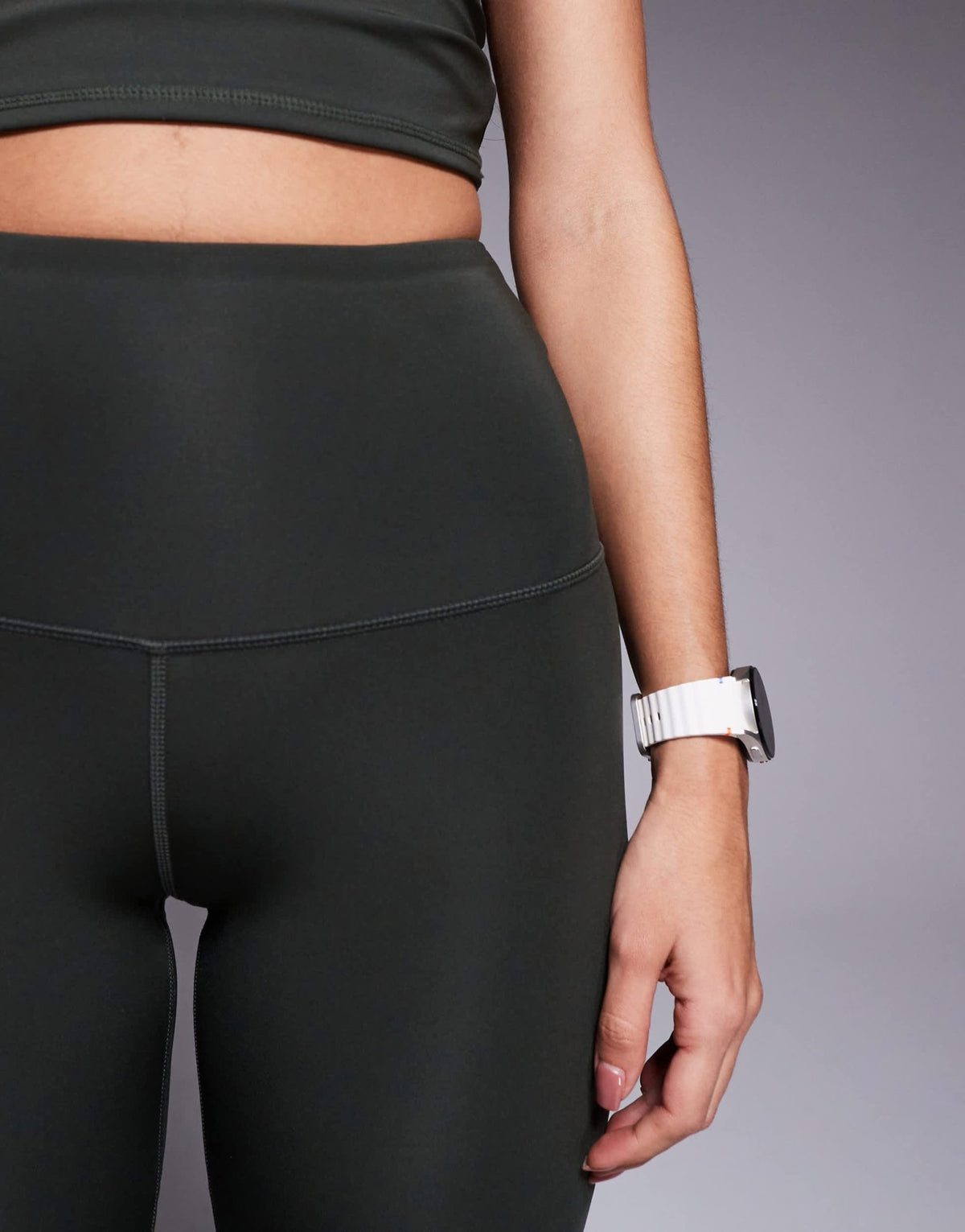 4505 Icon active bum sculpt high waist gym legging with inner pocket in khaki - ASOS Sample Sale