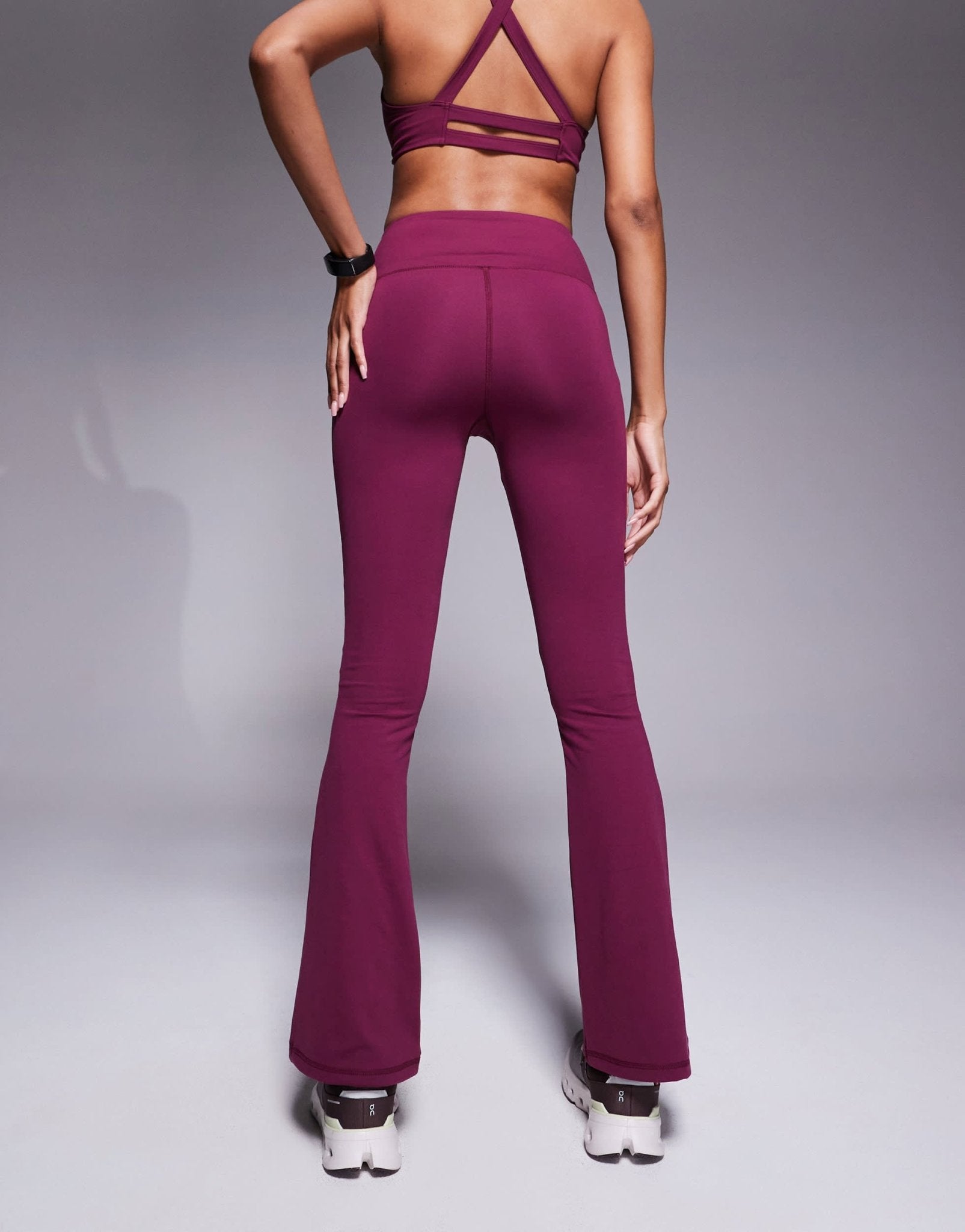 4505 Icon soft touch high waist slim kick yoga legging in mulberry - ASOS Sample Sale