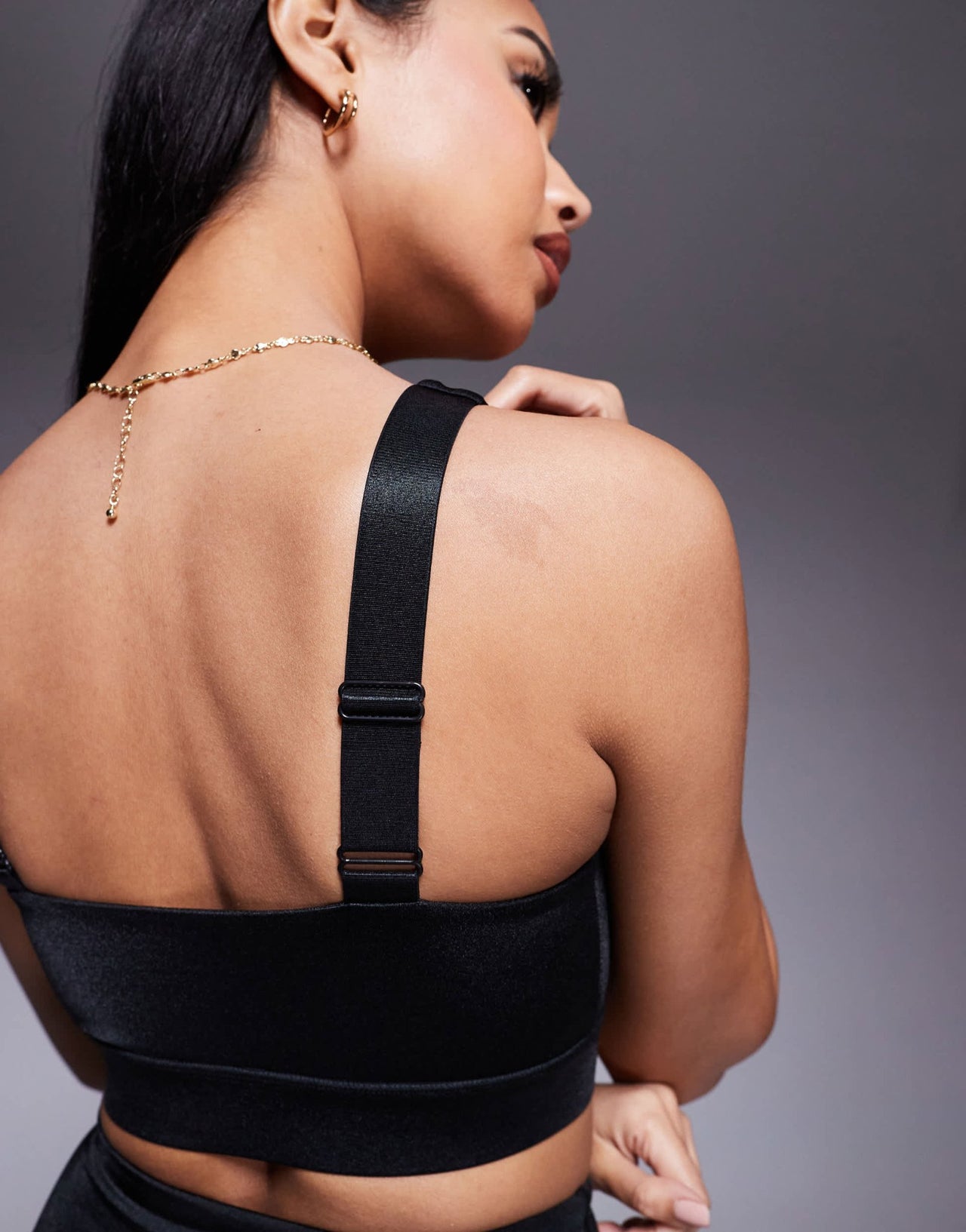 4505 medium support sports bra with adjustable straps in black high shine - ASOS Sample Sale