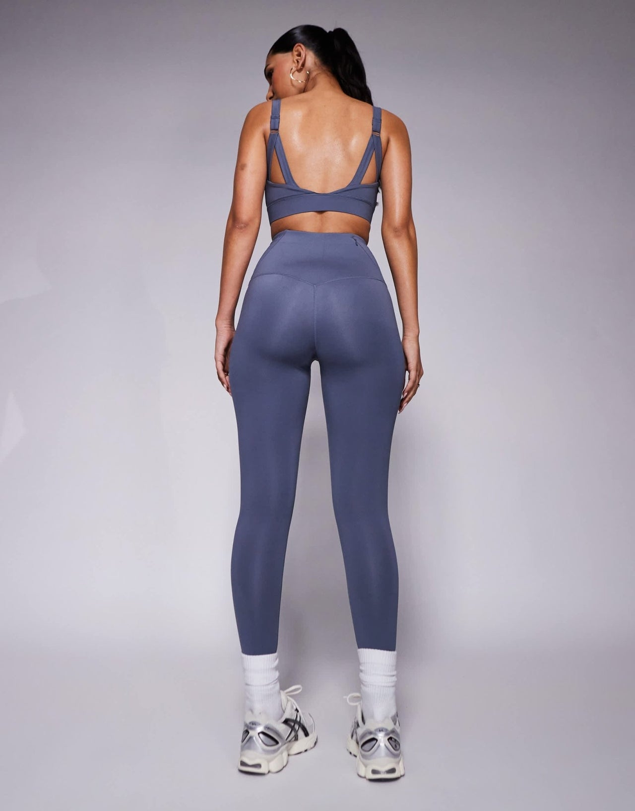 4505 running high waist legging with zip phone pocket in cornflower - ASOS Sample Sale