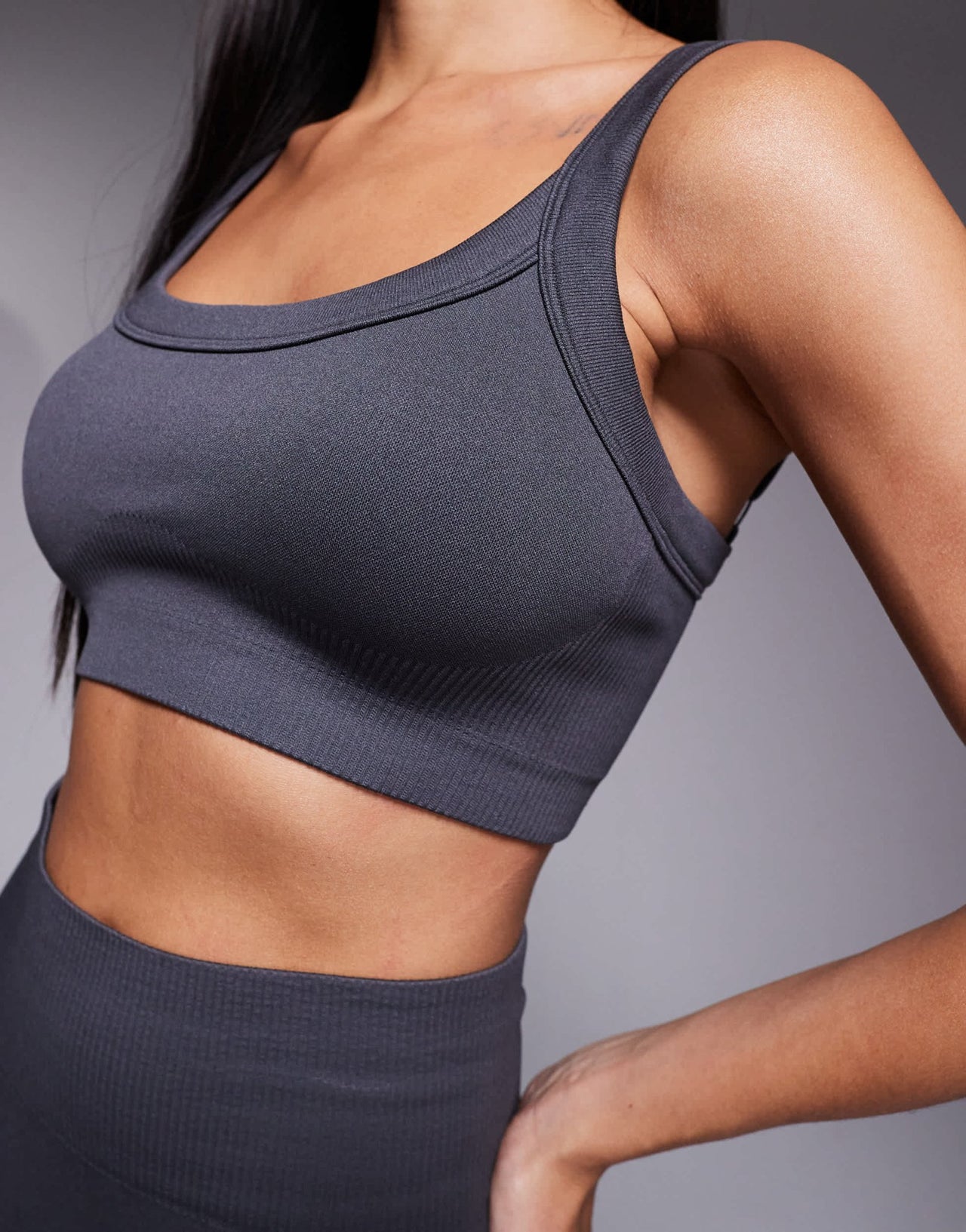 4505 sculpting seamless medium support sports bra in dark grey - ASOS Sample Sale