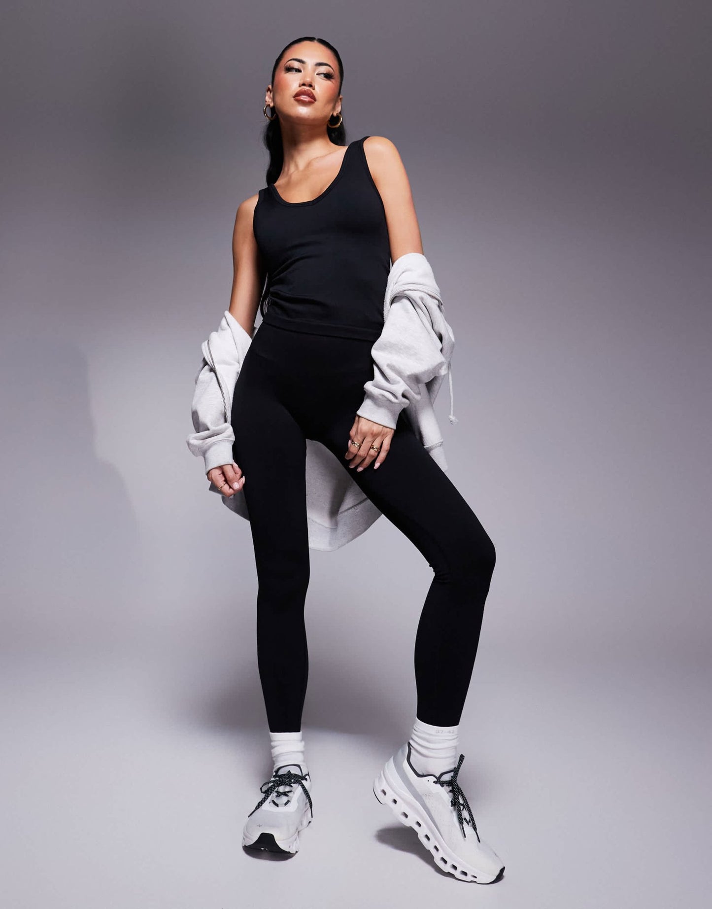 4505 seamless V neck vest with inner bra in black - ASOS Sample Sale