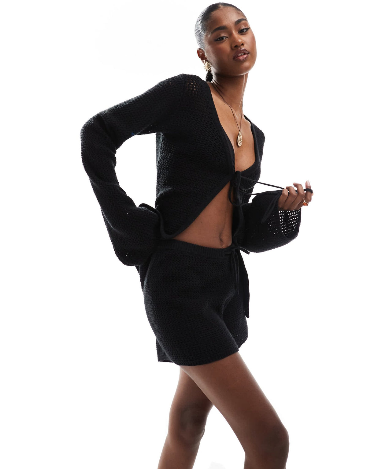4th & Reckless beach crochet tie front shorts co-ord in black - ASOS Sample Sale