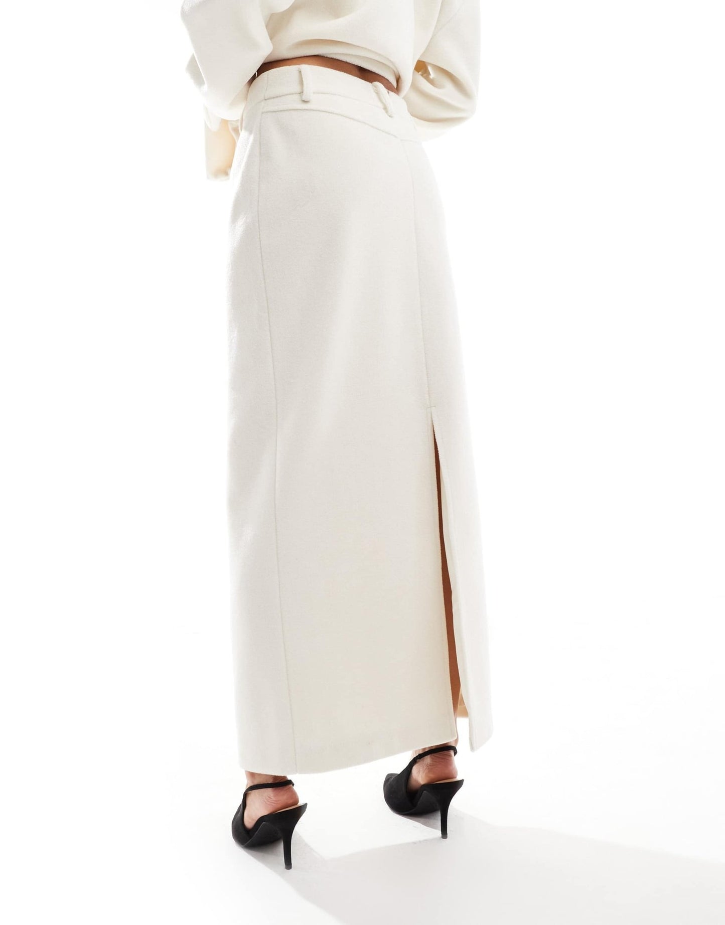 4th & Reckless column maxi skirt co - ord in cream - ASOS Sample Sale