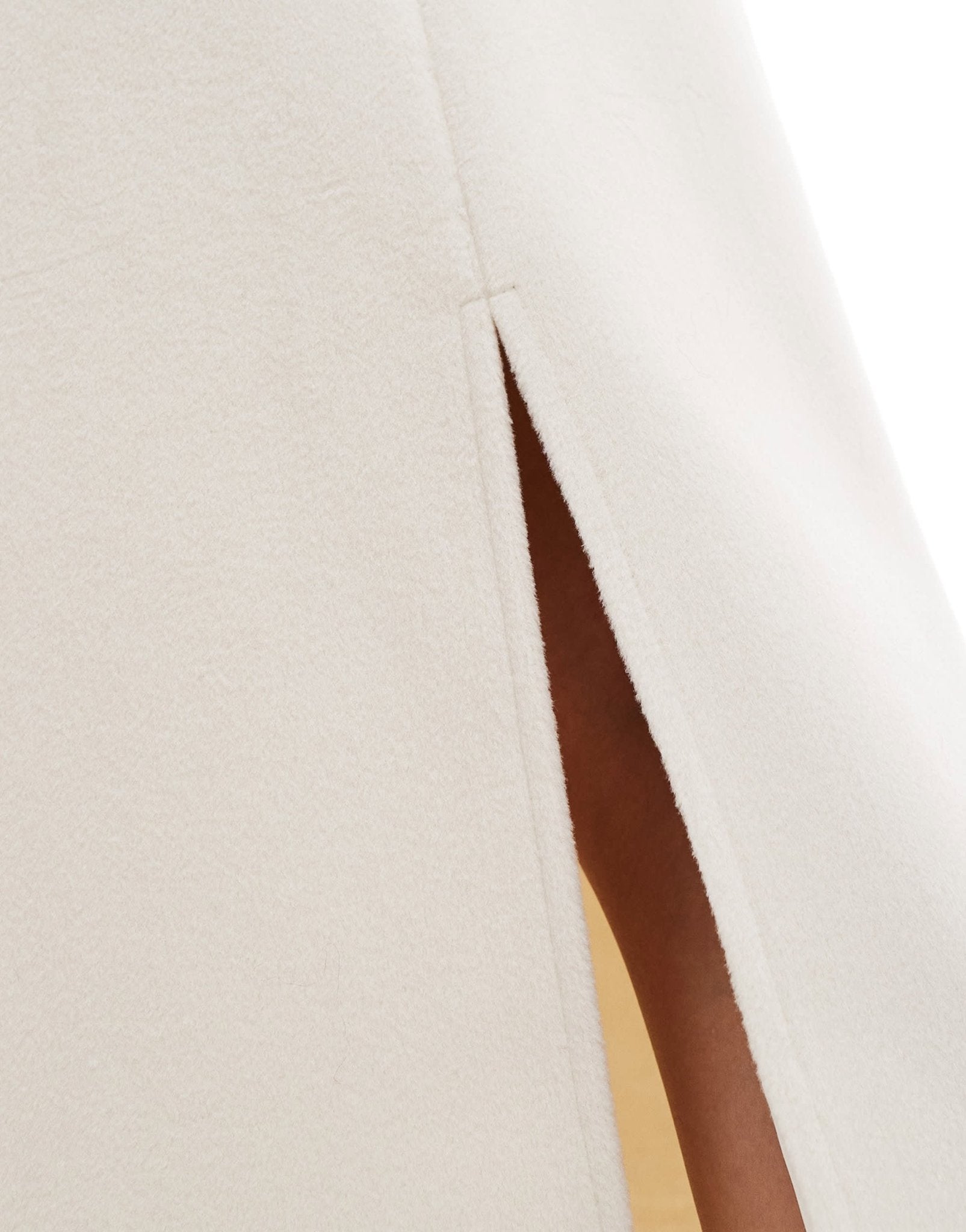 4th & Reckless column maxi skirt co - ord in cream - ASOS Sample Sale